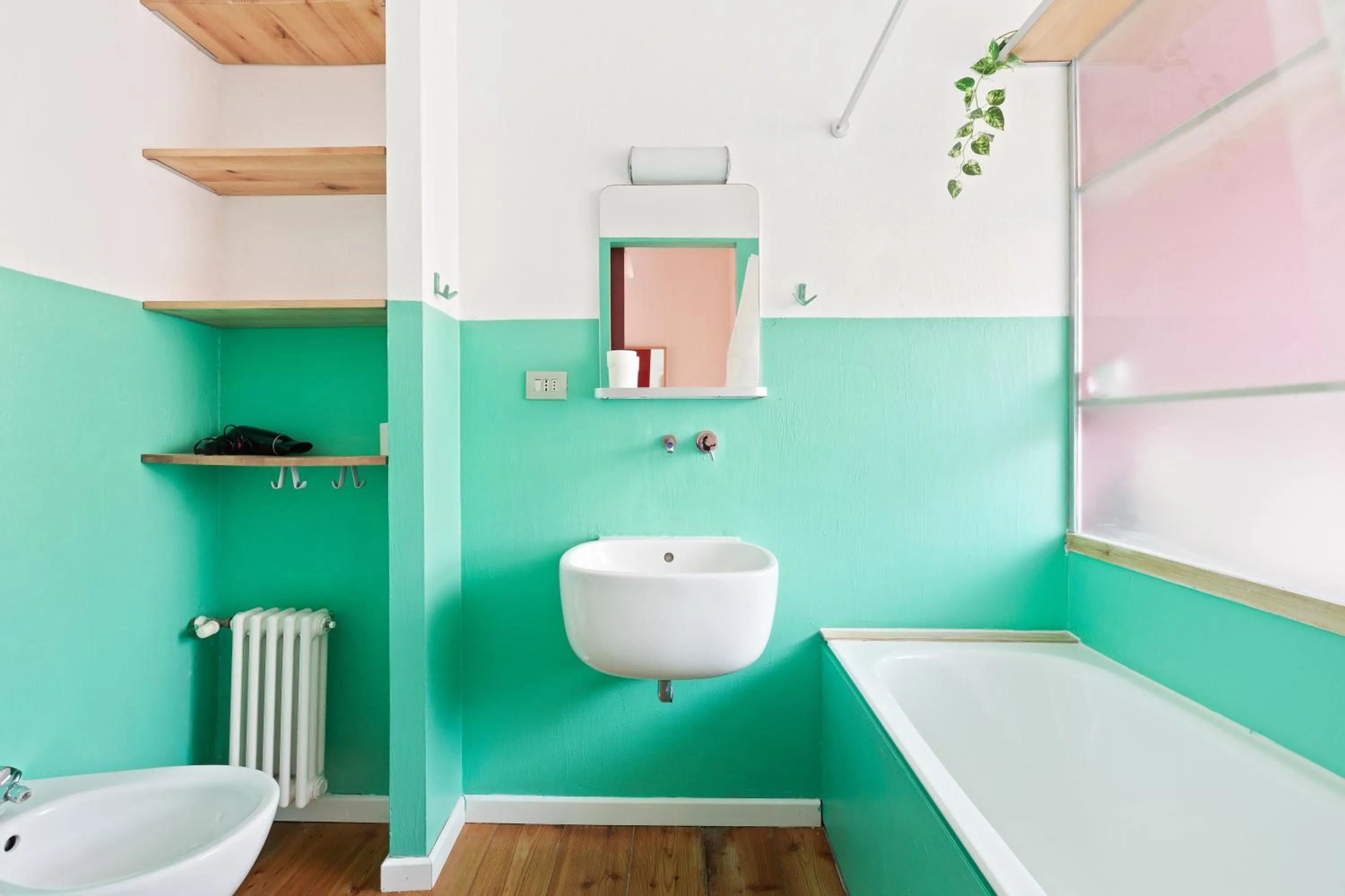 Bathroom in GuestHost - Corso Buenos Aires Colourful Flat