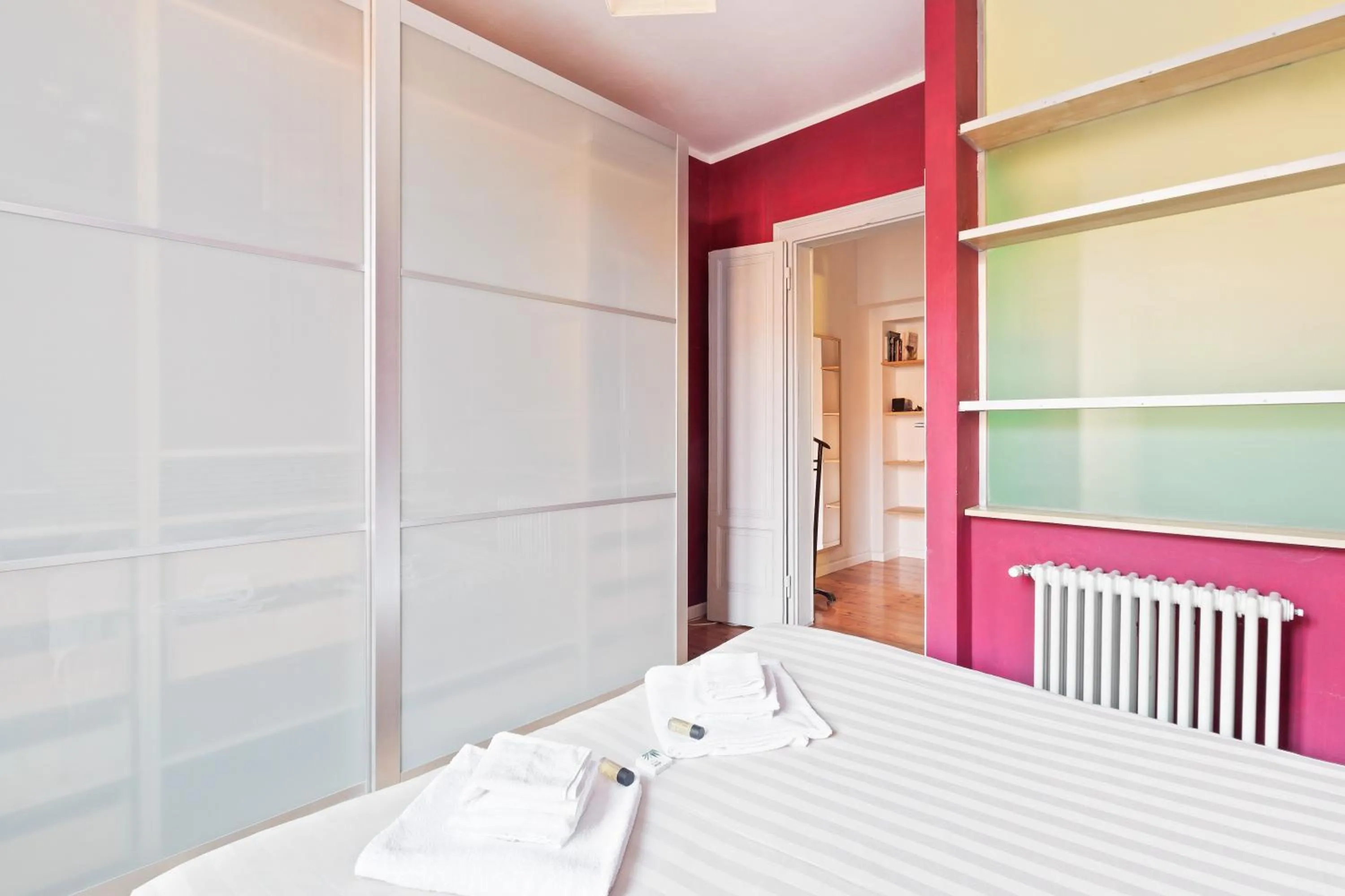 Bedroom, Bed in GuestHost - Corso Buenos Aires Colourful Flat