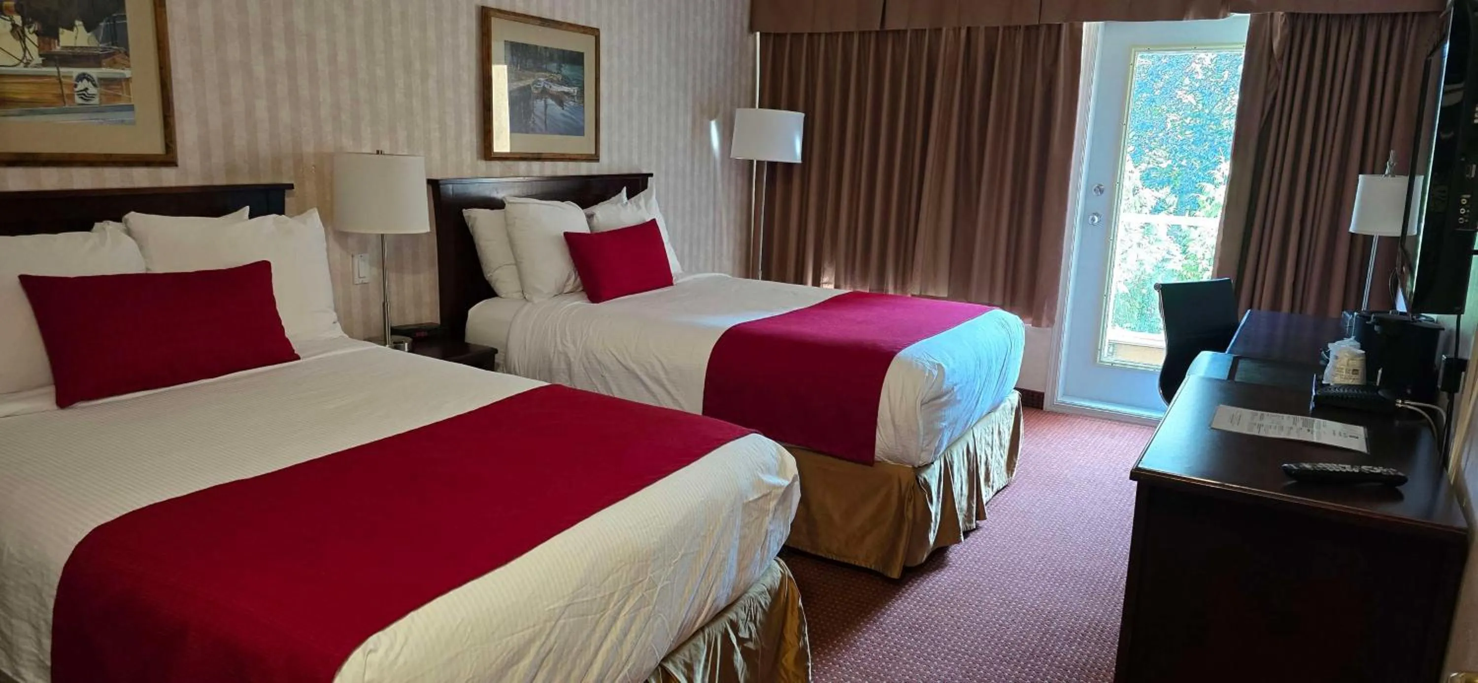 Bedroom, Bed in SureStay by Best Western Richmond Vancouver Airport