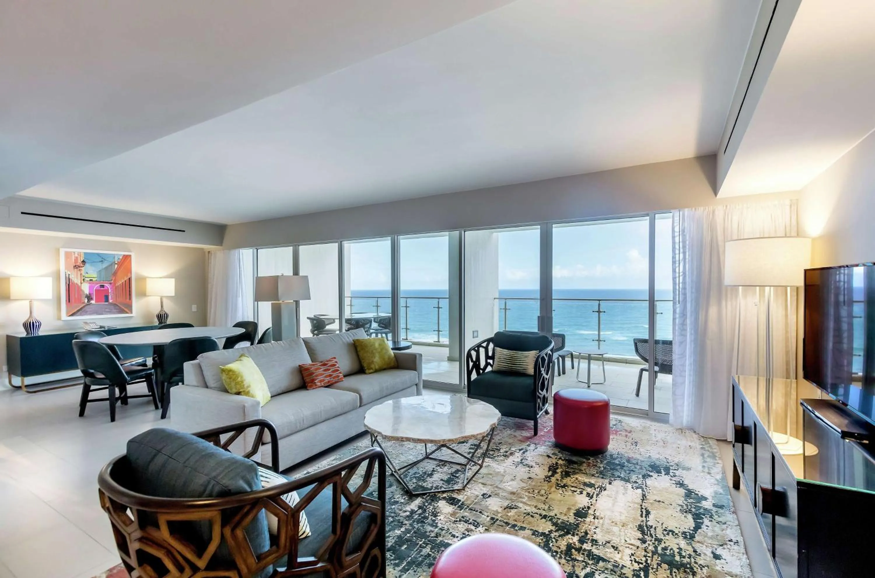 Living room in Caribe Hilton