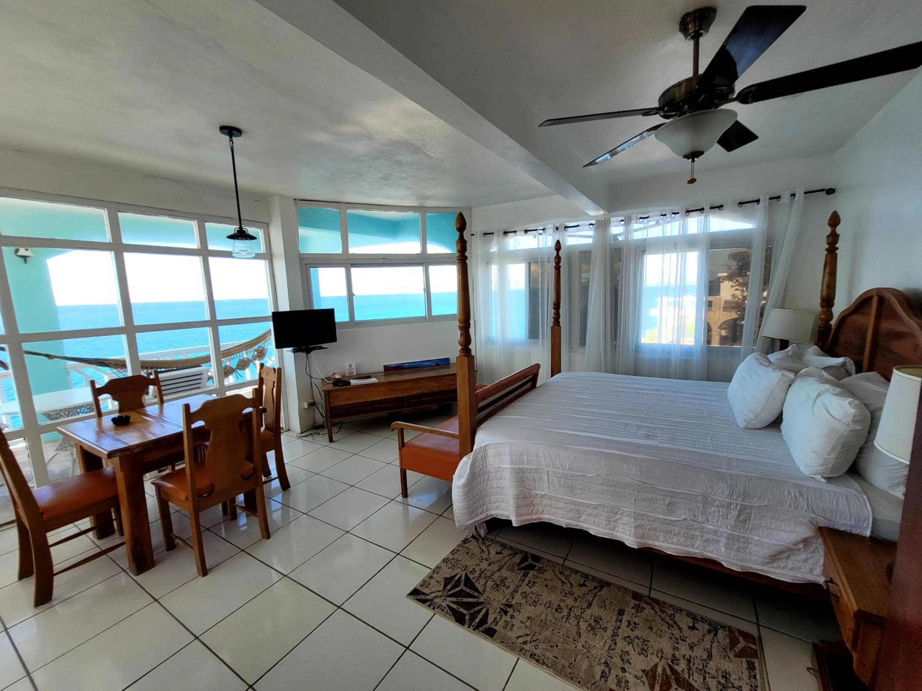 Bed in Home Sweet Home Resort