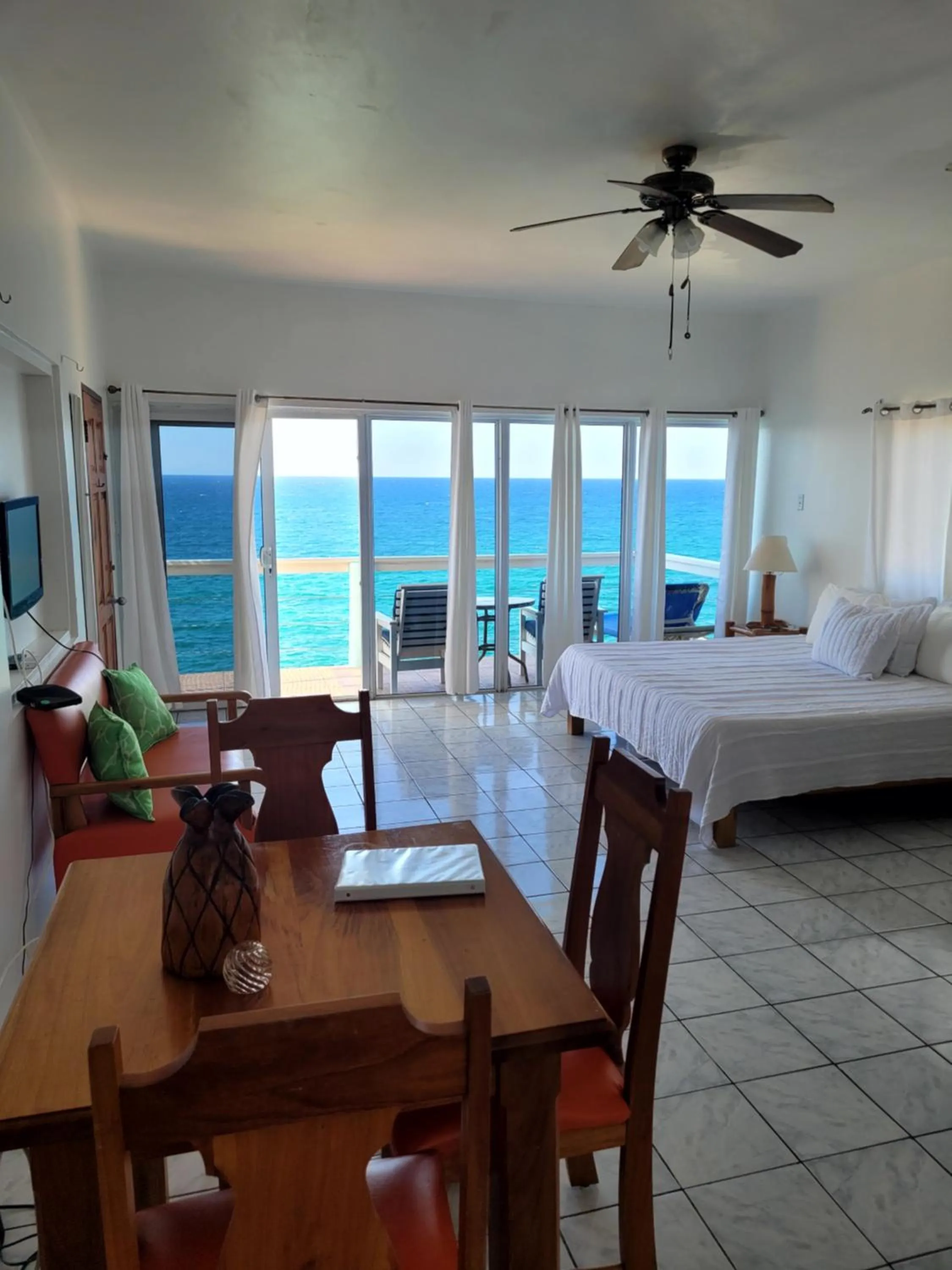 Bed in Home Sweet Home Resort