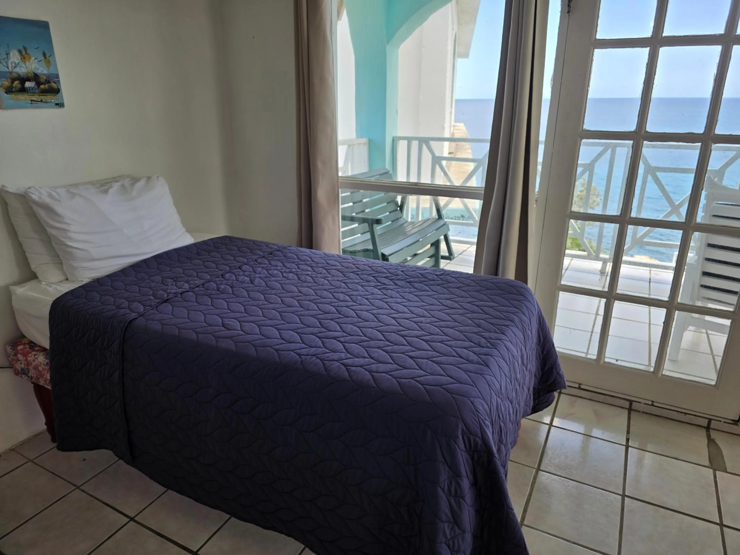 Bed in Home Sweet Home Resort