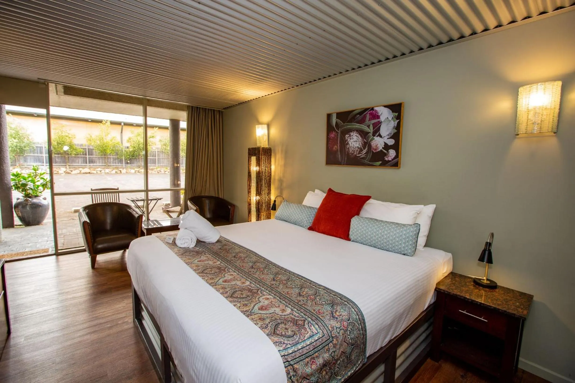 Photo of the whole room, Bed in The Olive Tree Motel