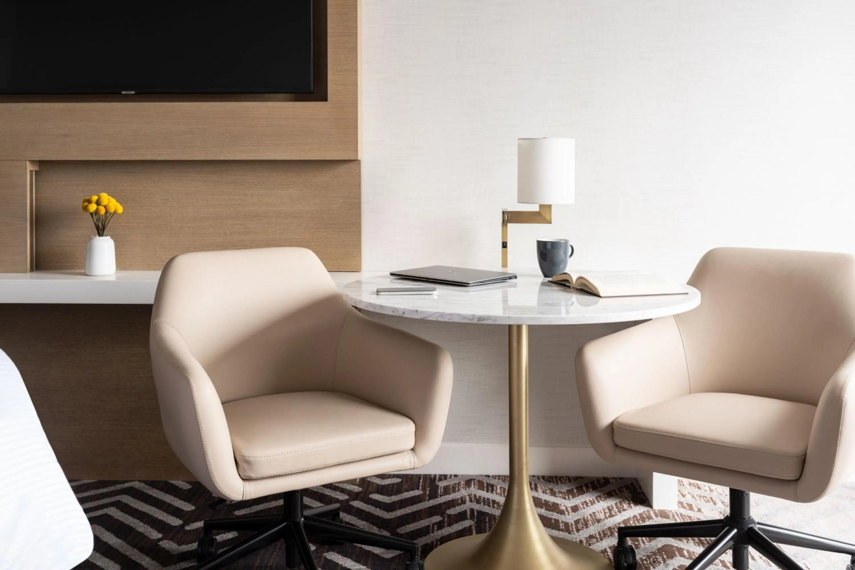 Photo of the whole room in The Westin Anaheim Resort