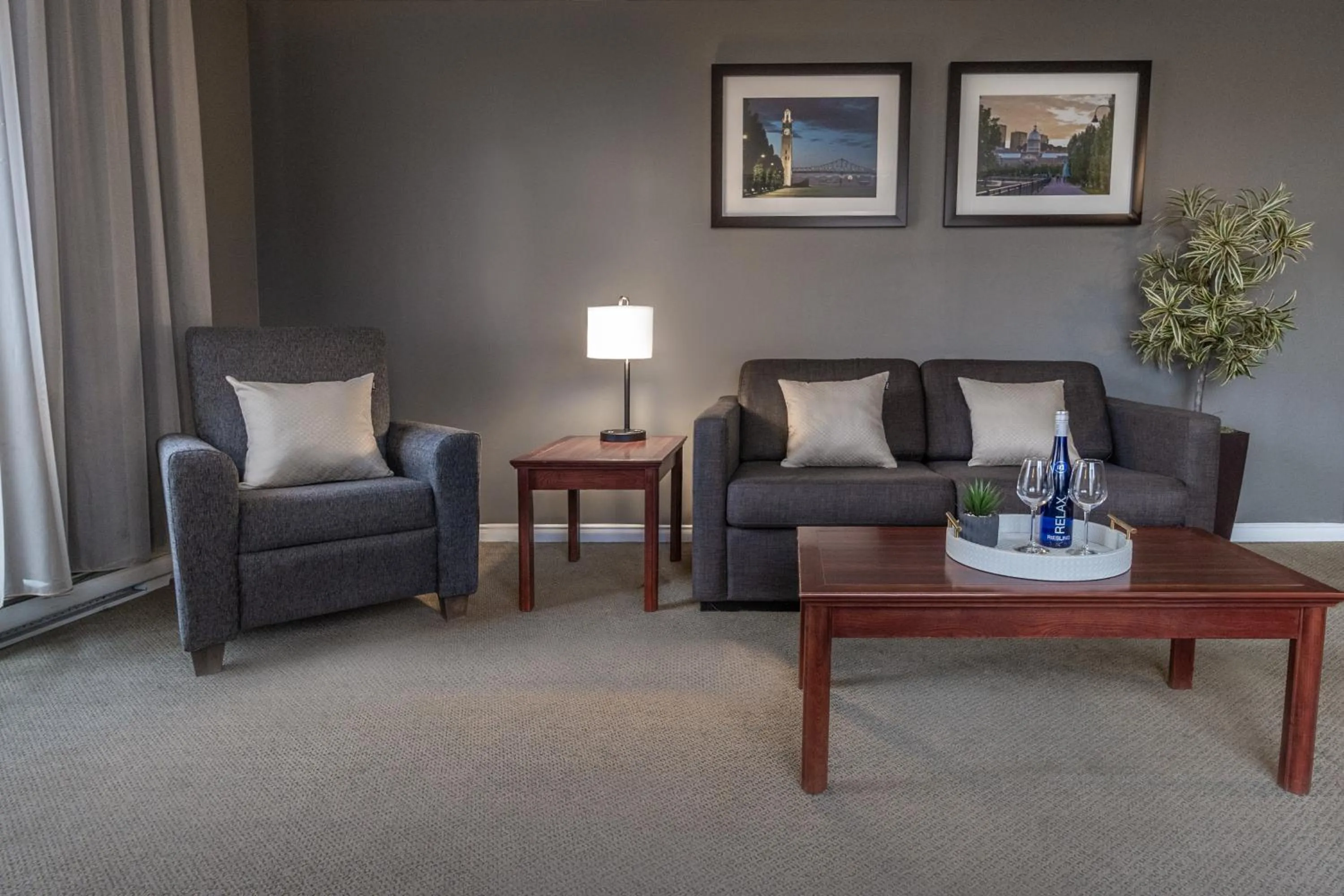 Living room in Hotel Faubourg Montreal Centre-Ville Downtown