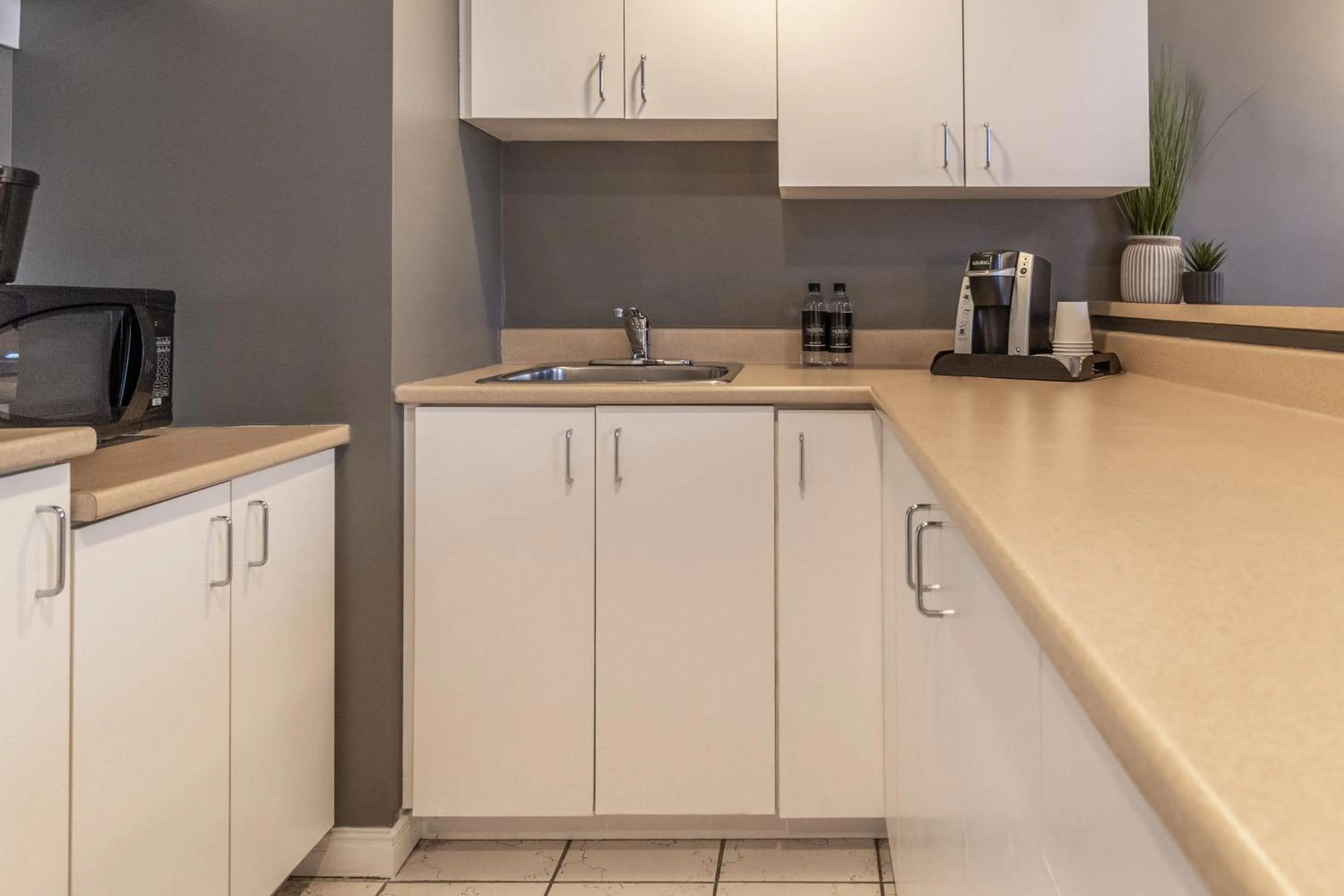 Kitchen or kitchenette in Hotel Faubourg Montreal Centre-Ville Downtown