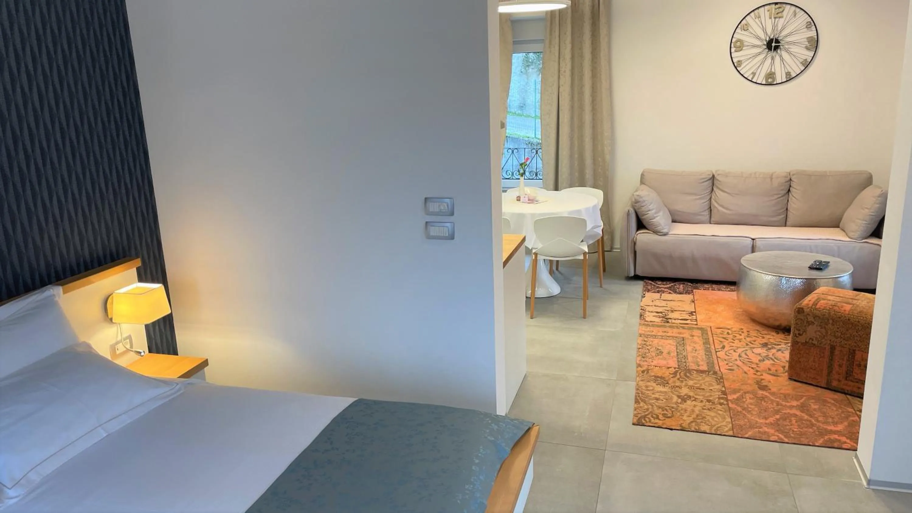 Living room, Bed in Vila Burbonka