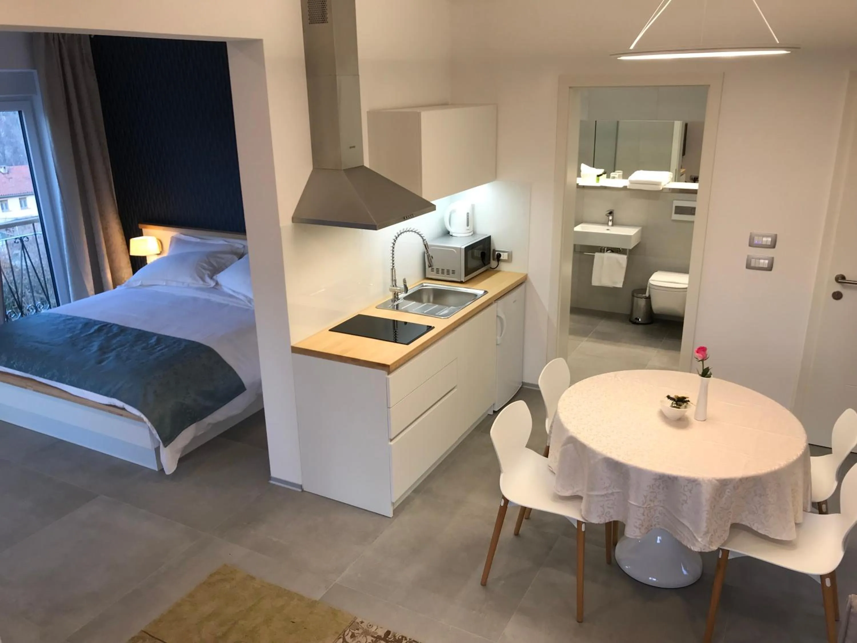 Bathroom, Bed in Vila Burbonka