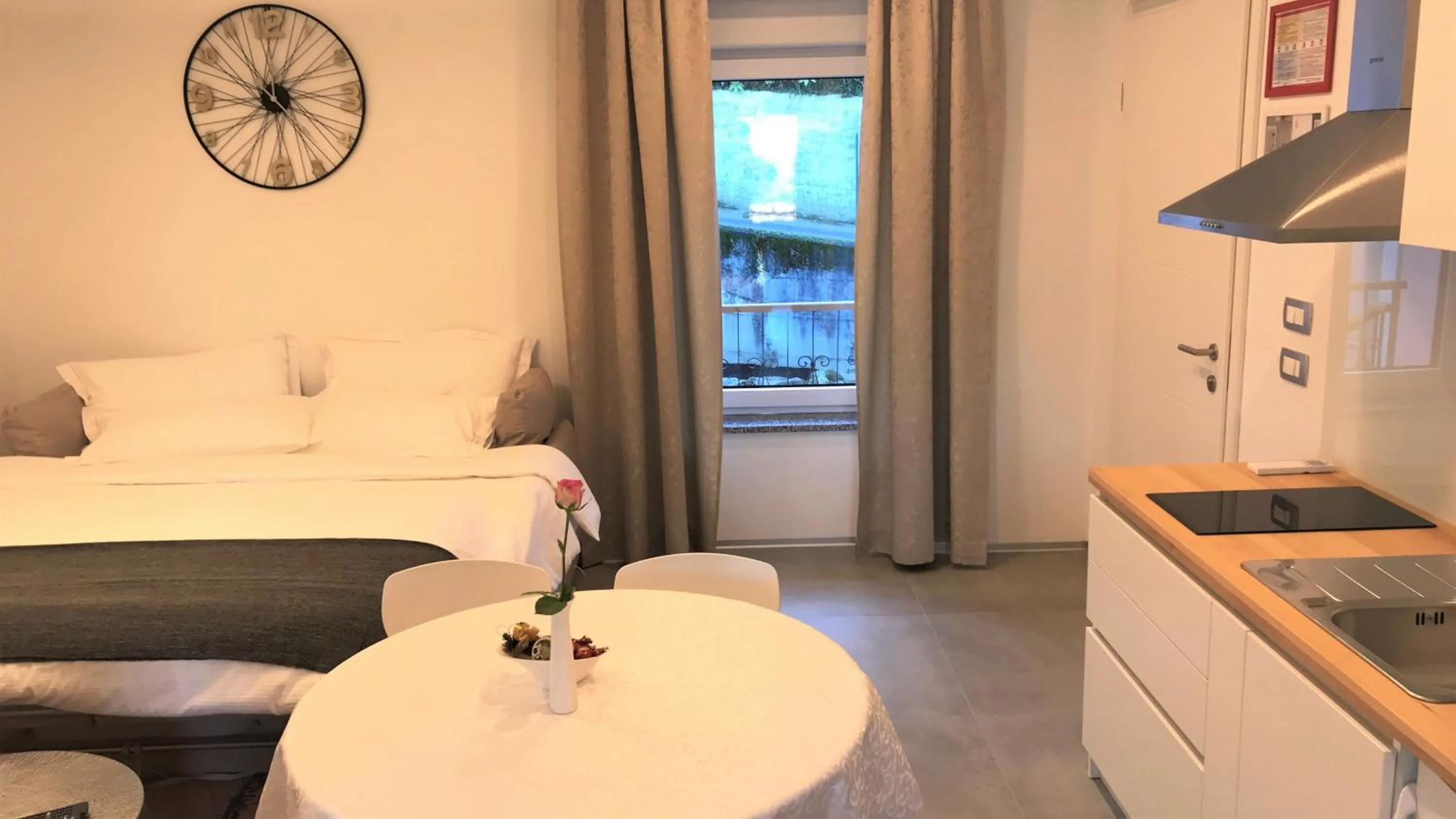 Living room, Bed in Vila Burbonka