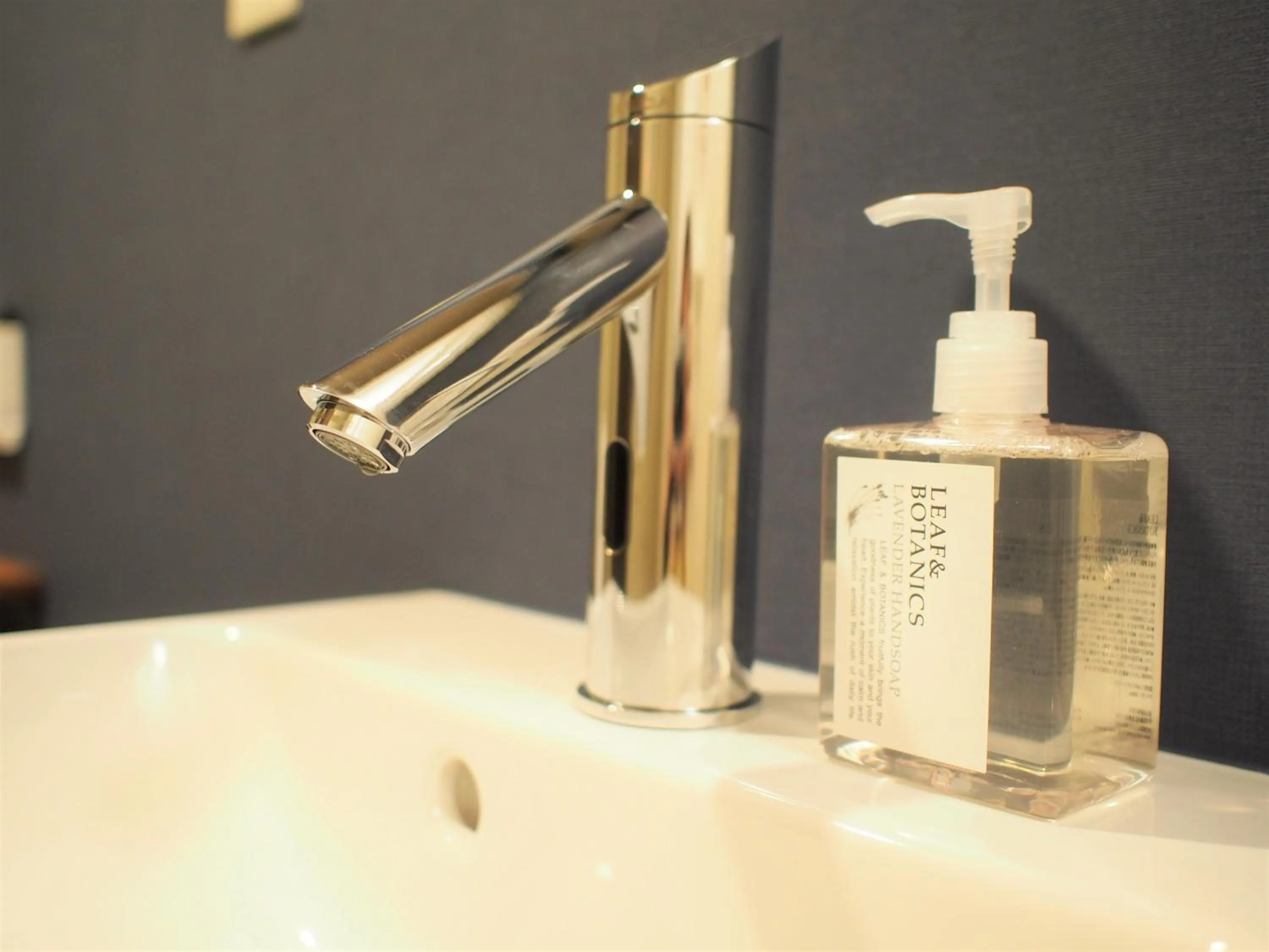 Shower in SLOW HOUSE NARA