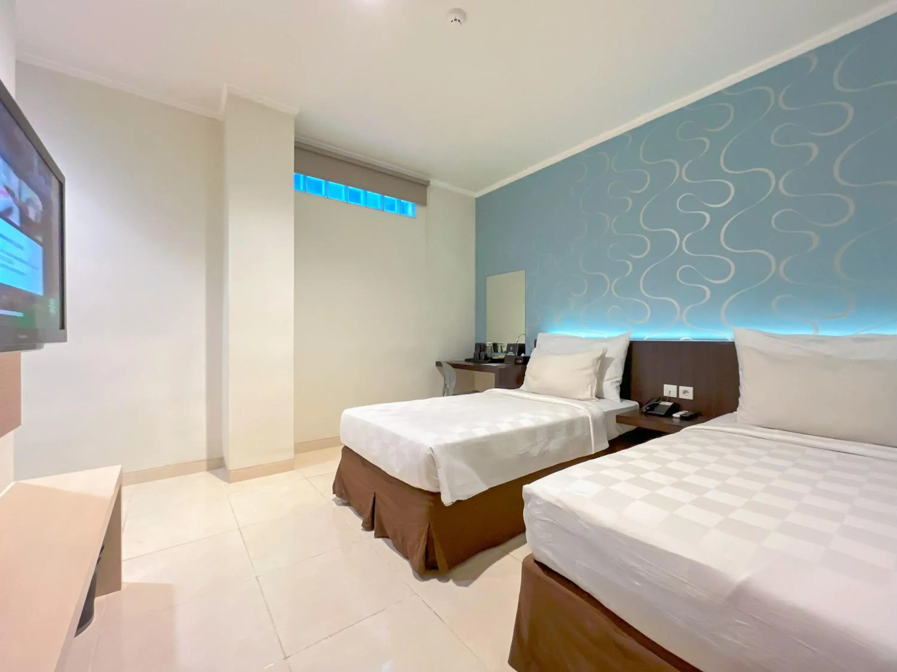 Deluxe Twin Room in Hotel 88 Embong Kenongo - Kayun By WH Deluxe Twin Room in Hotel 88 Embong Kenongo - Kayun By WH