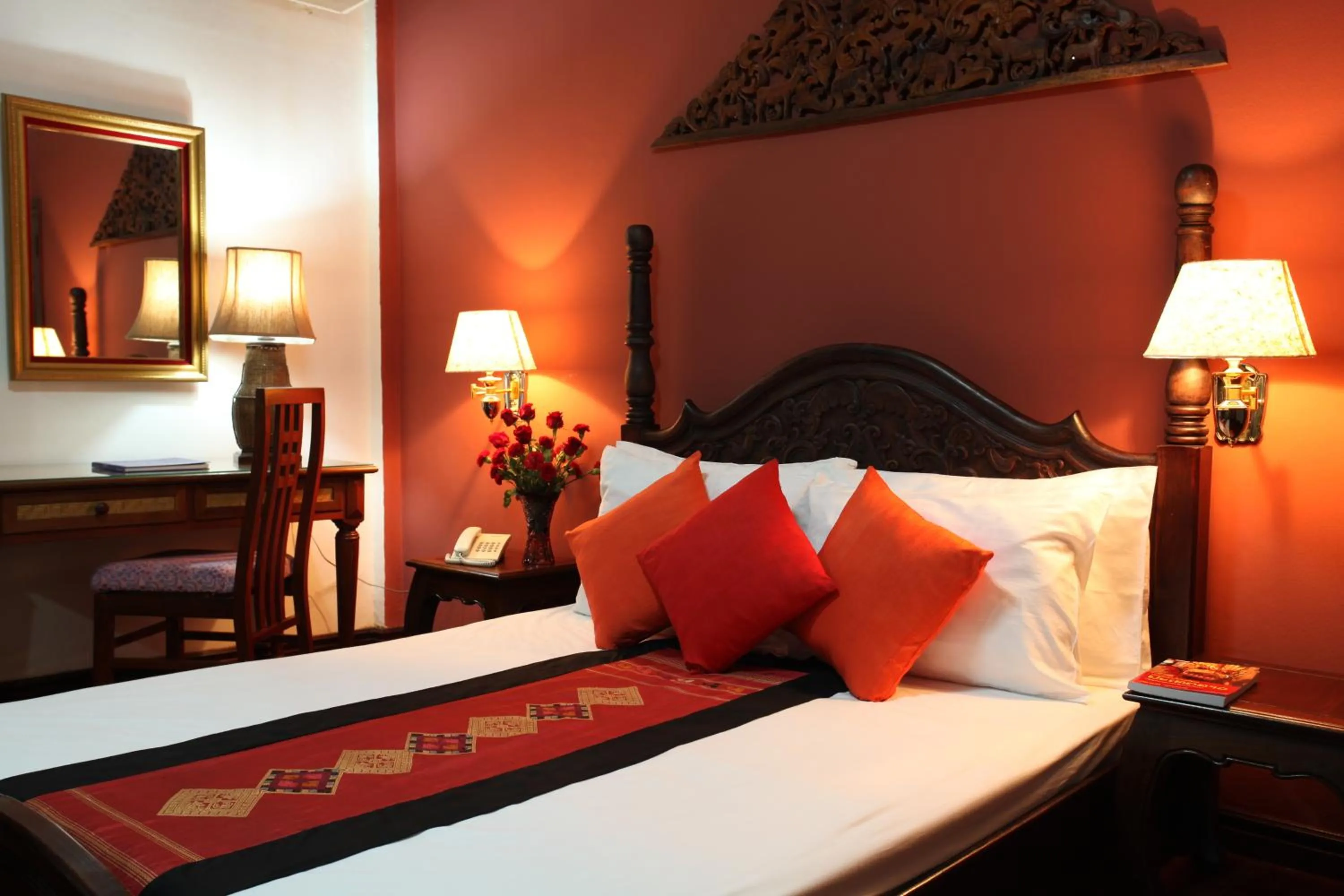 Bed in Chandara Boutique Hotel