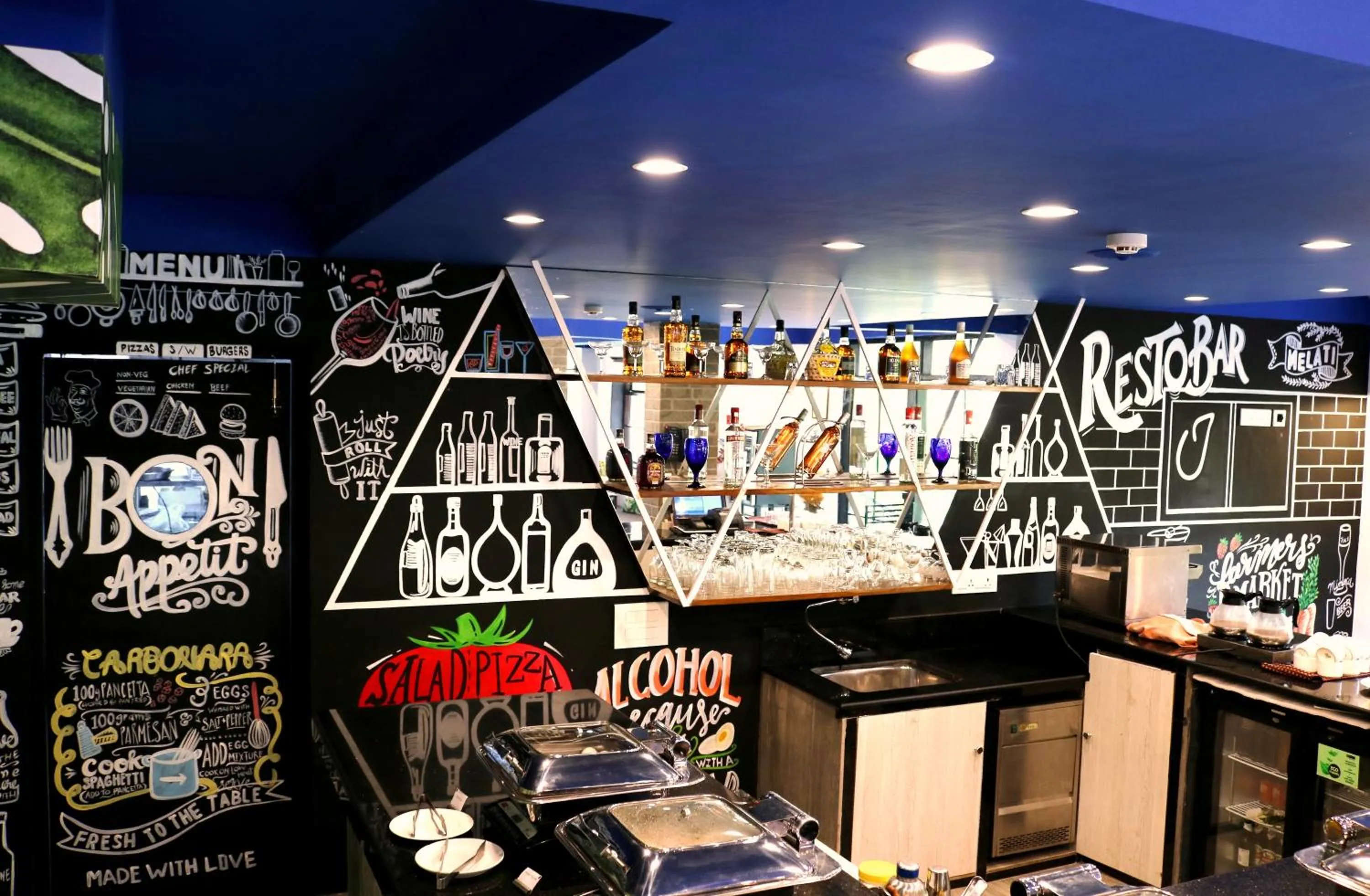 Restaurant/places to eat in Jasminn Hotel - AM Hotel Kollection