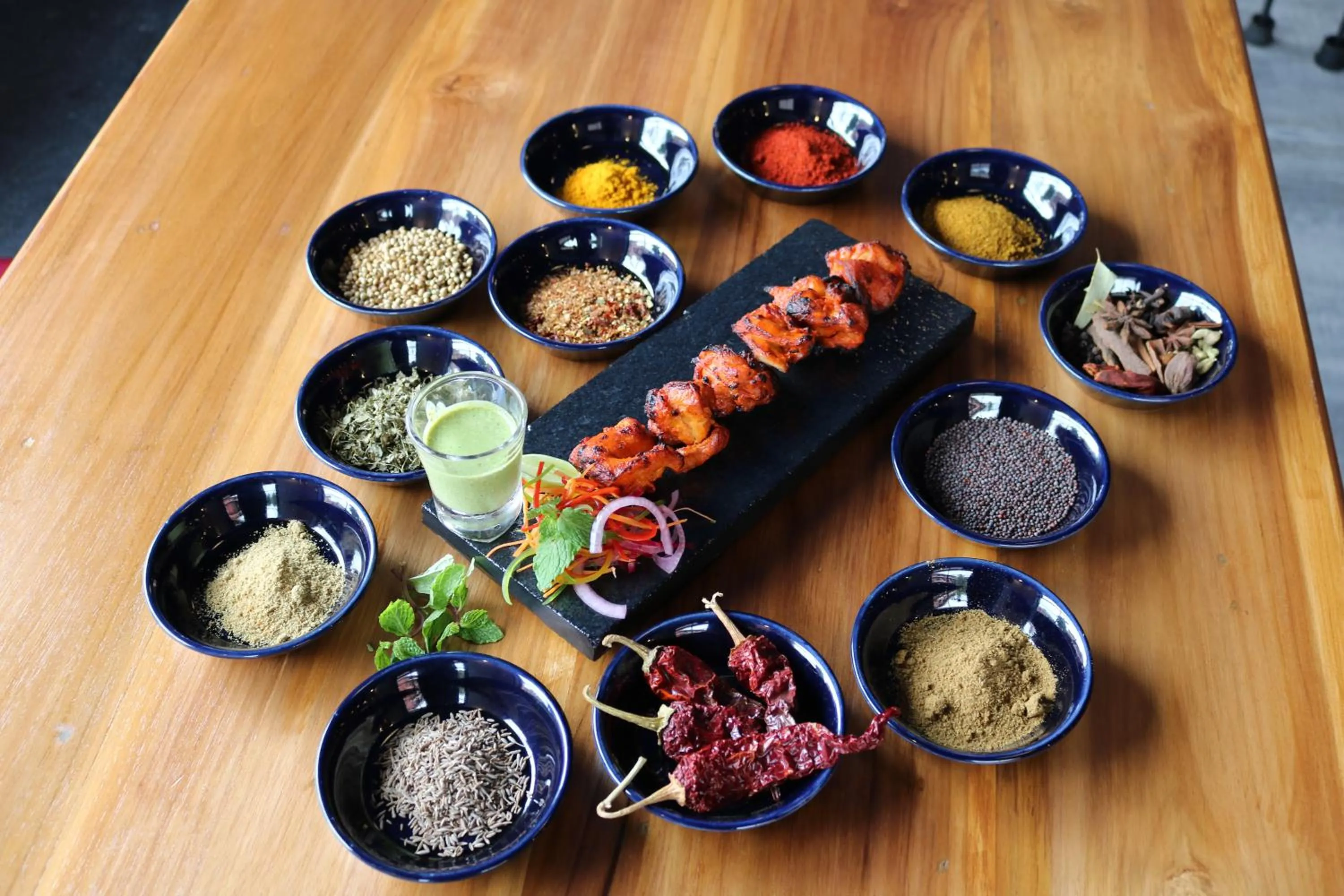 Food and drinks in Jasminn Hotel - AM Hotel Kollection