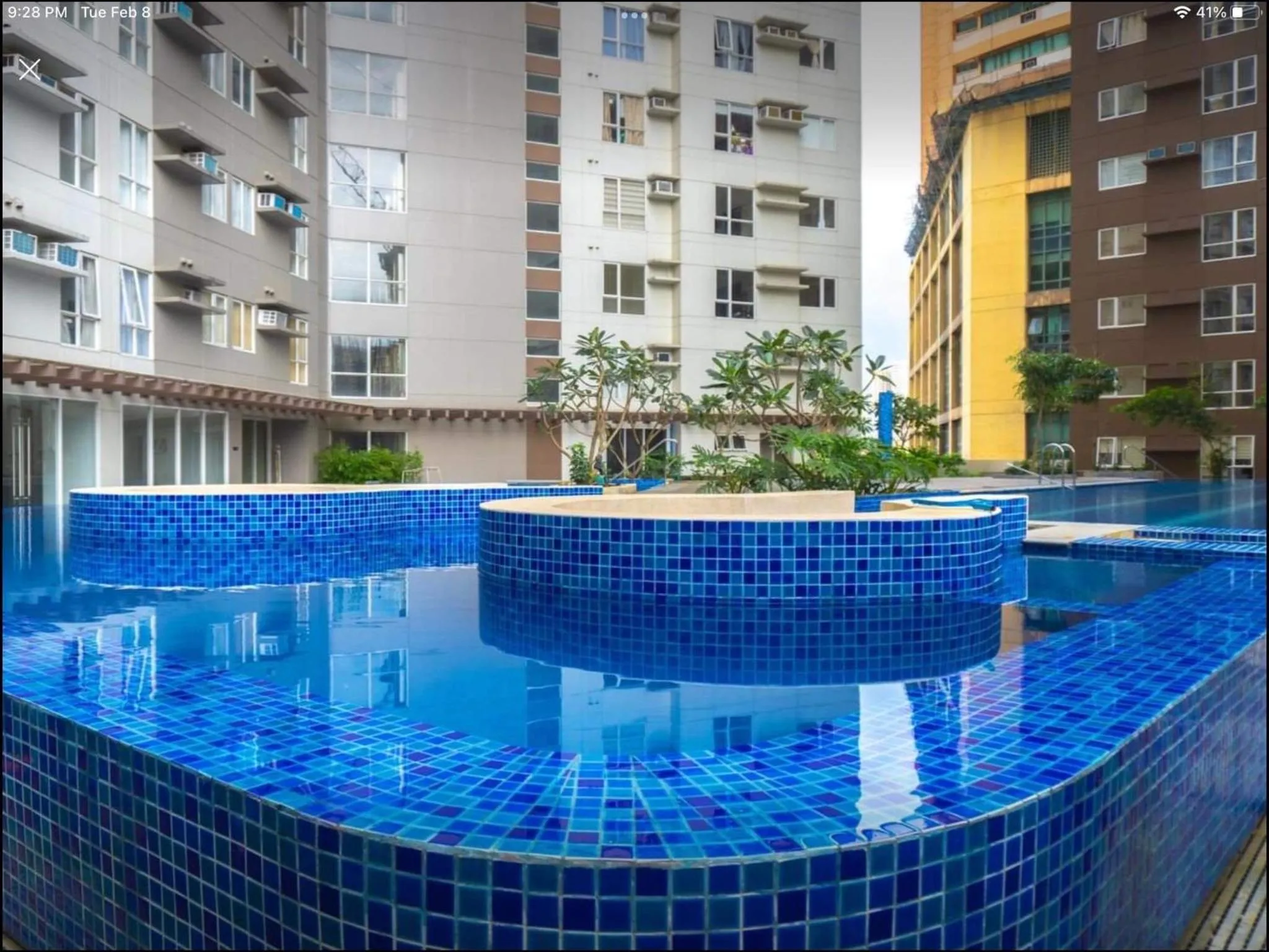 Swimming pool in Studio Fully Furnished