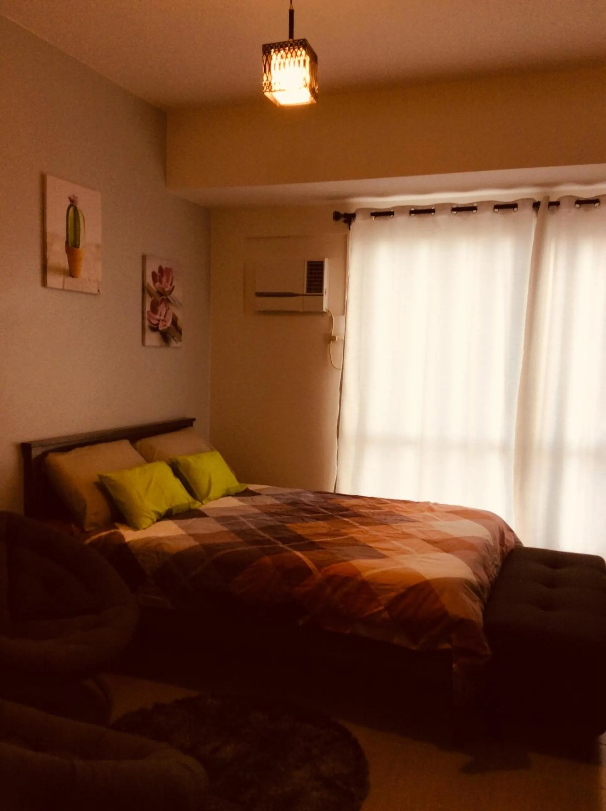 Bed in Studio Fully Furnished