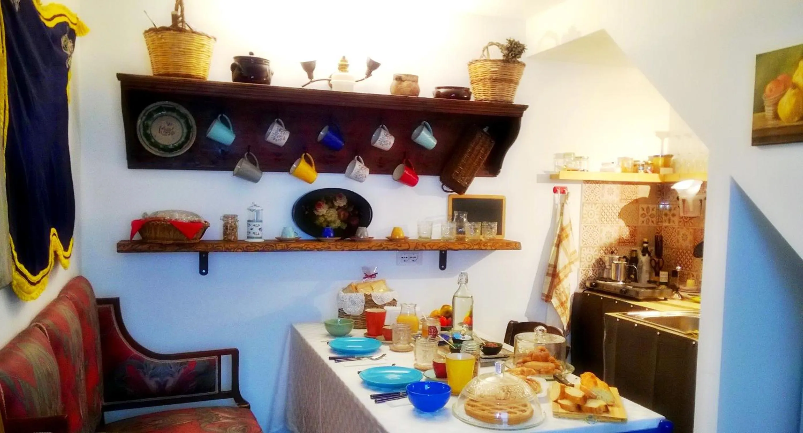 Italian breakfast in Cas'Antica Soprana