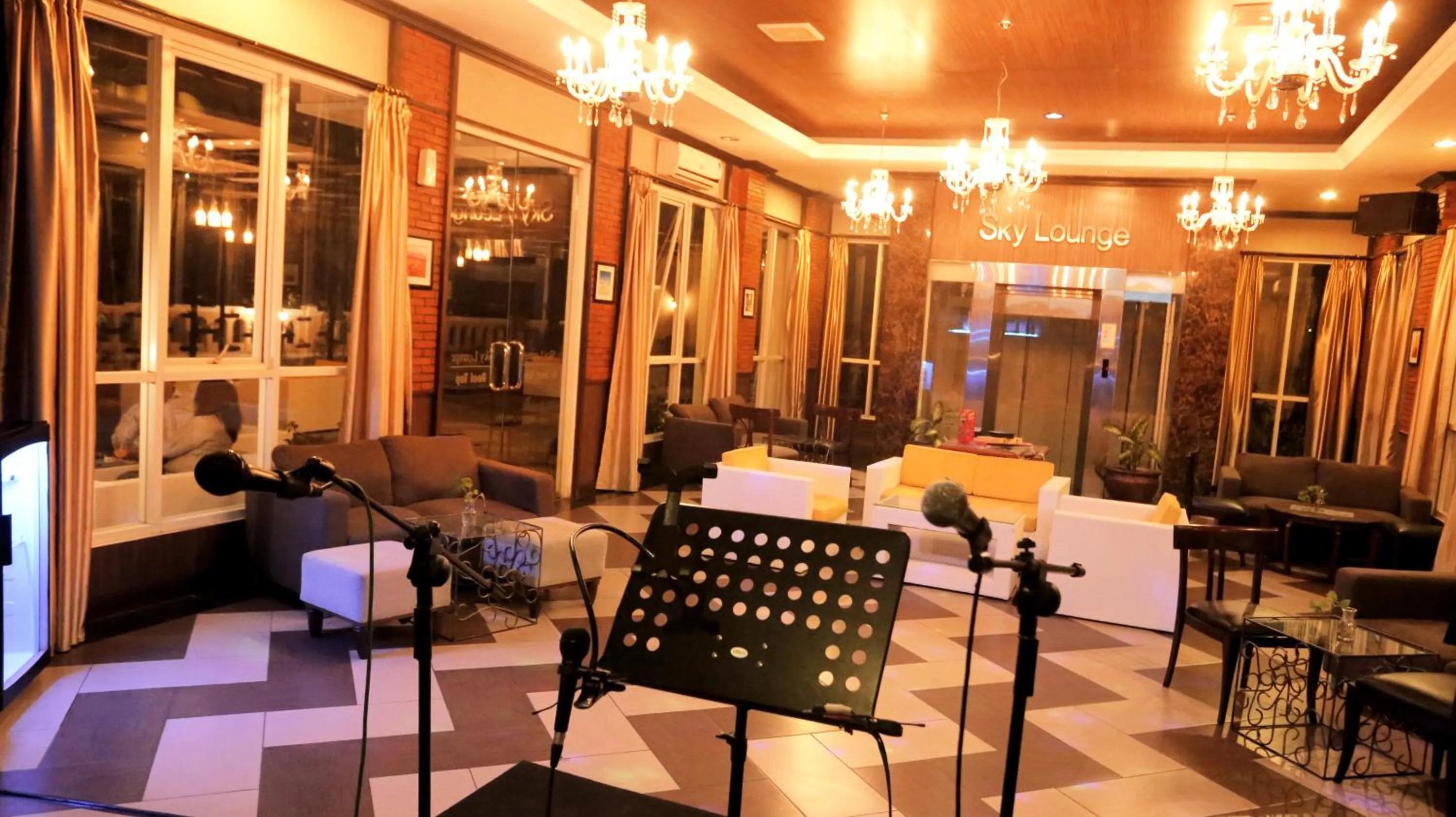 Lounge or bar in Amarelo Hotel Solo