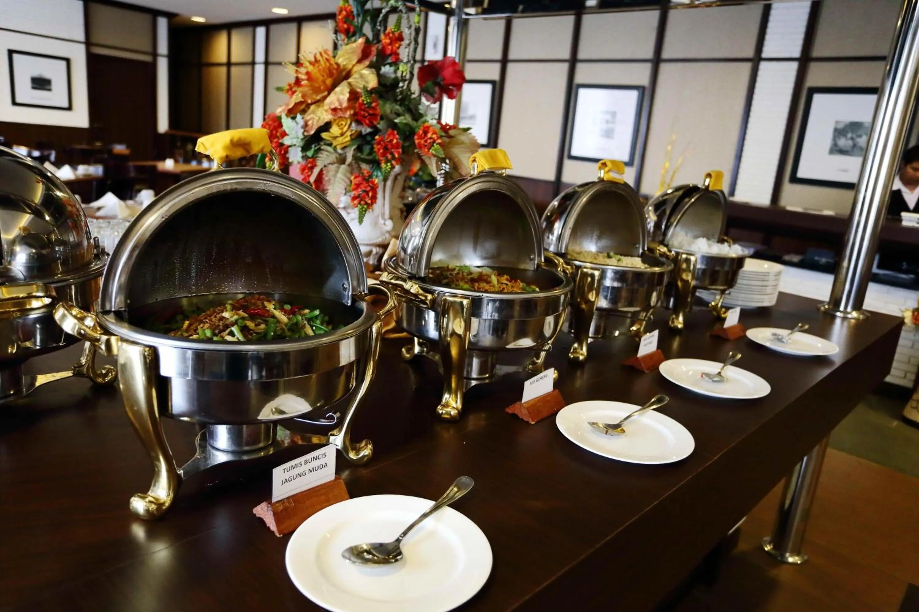 Restaurant/places to eat in Amarelo Hotel Solo