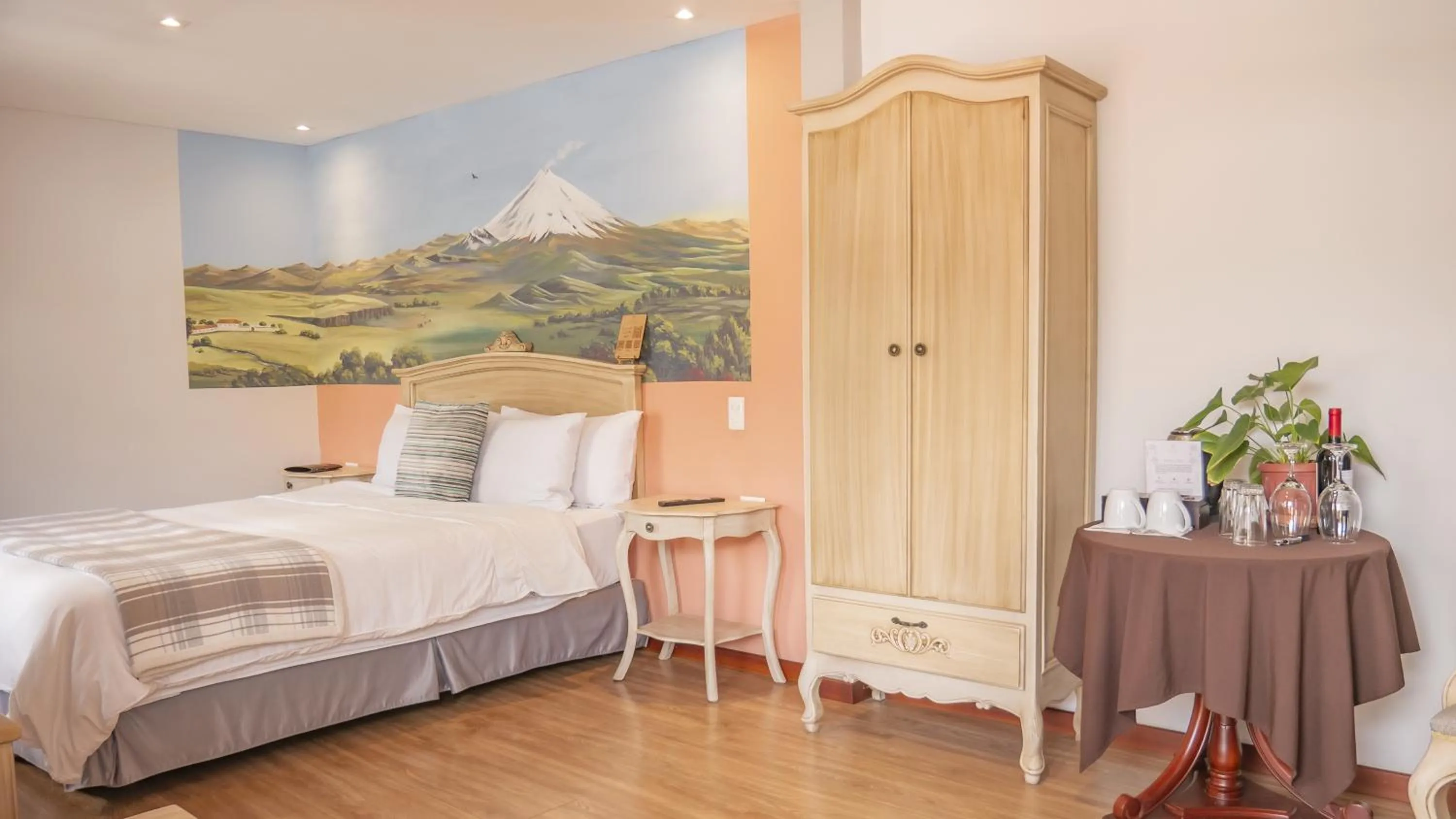 Bed in Boutique Hotel in Quito Hotel Casona 1914