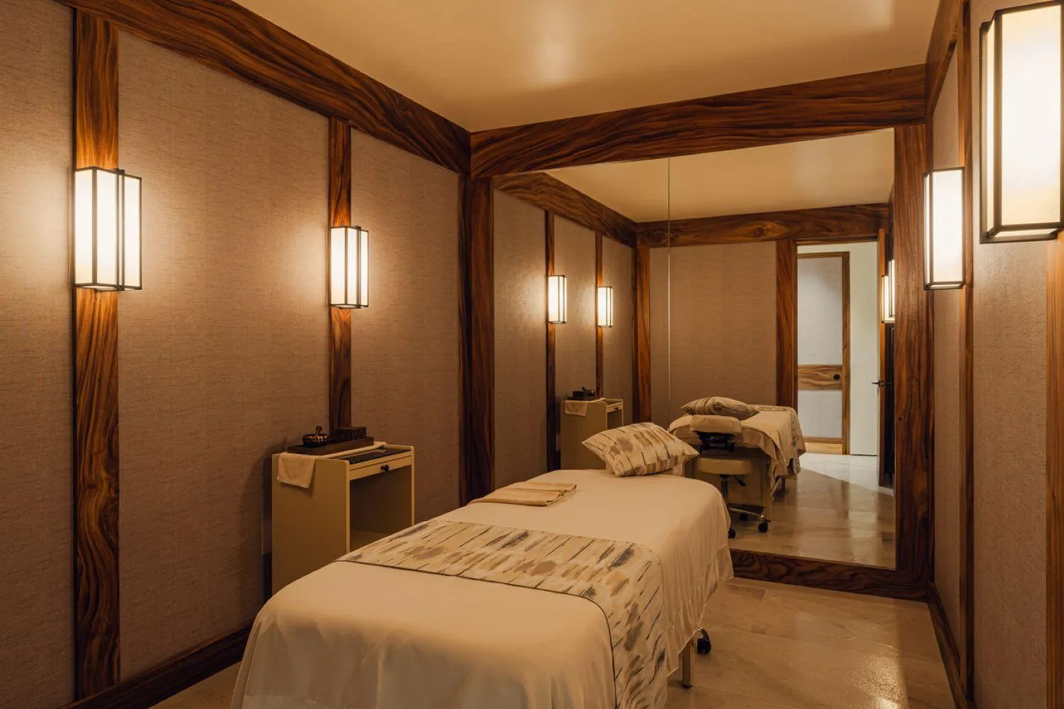 Massage, Bed in Nobu Hotel Los Cabos