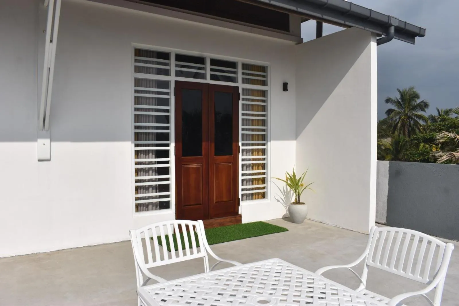 Balcony/Terrace in Hotel Ocean View Cottage
