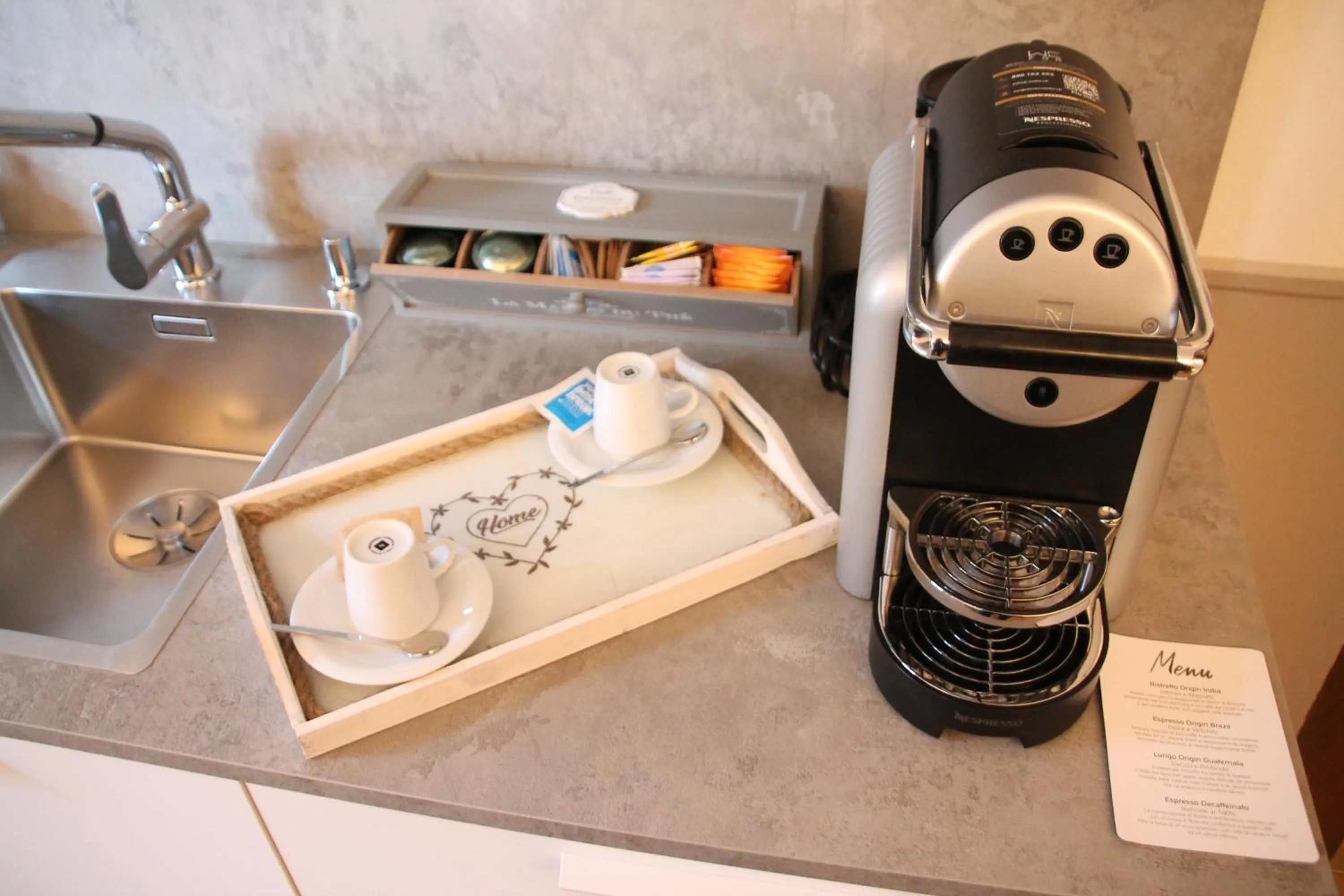 Coffee/tea facilities in Residence Kalipè