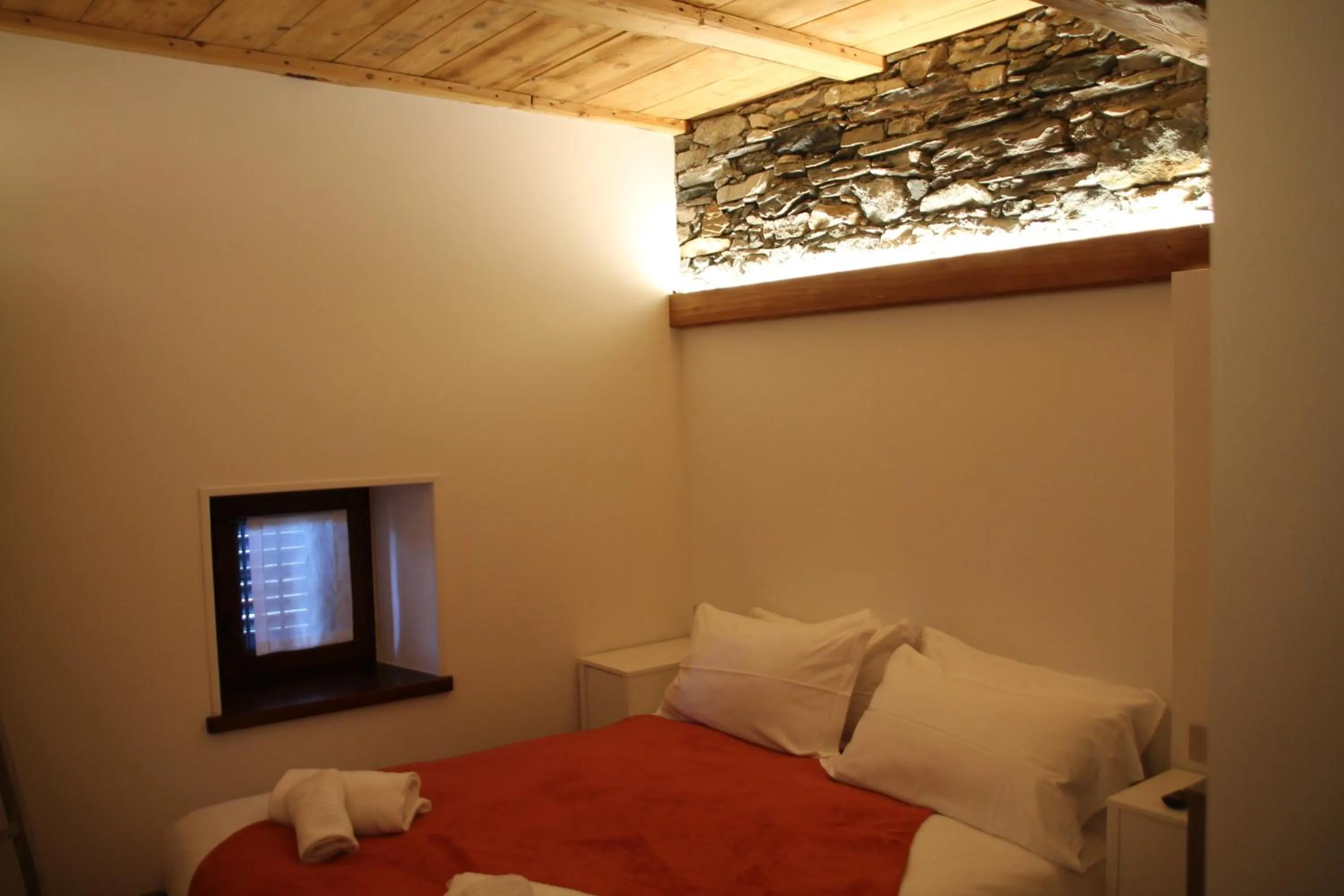 Bedroom, Bed in Residence Kalipè