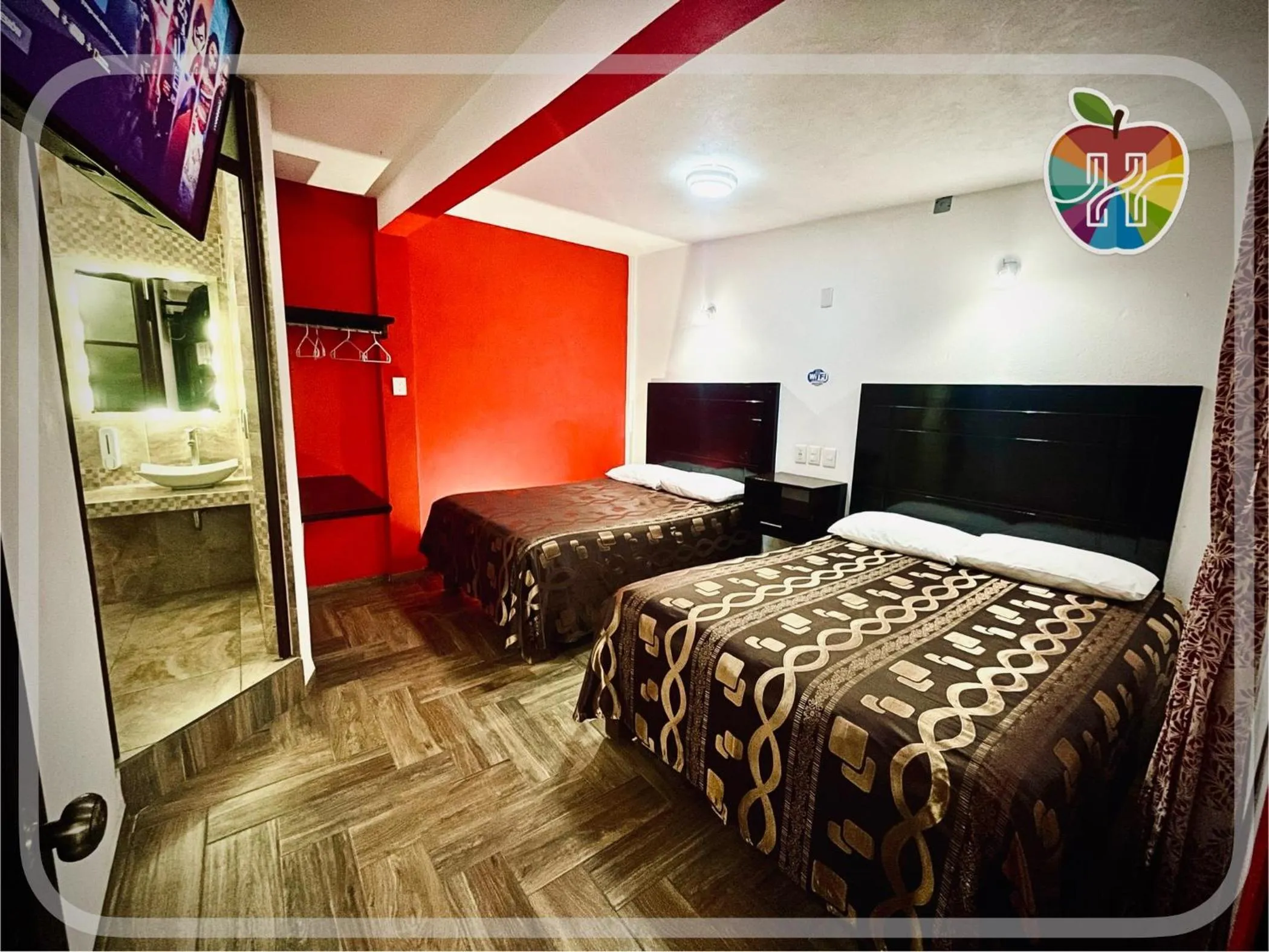 Photo of the whole room, Bed in HOTEL LA GRAN MANZANA