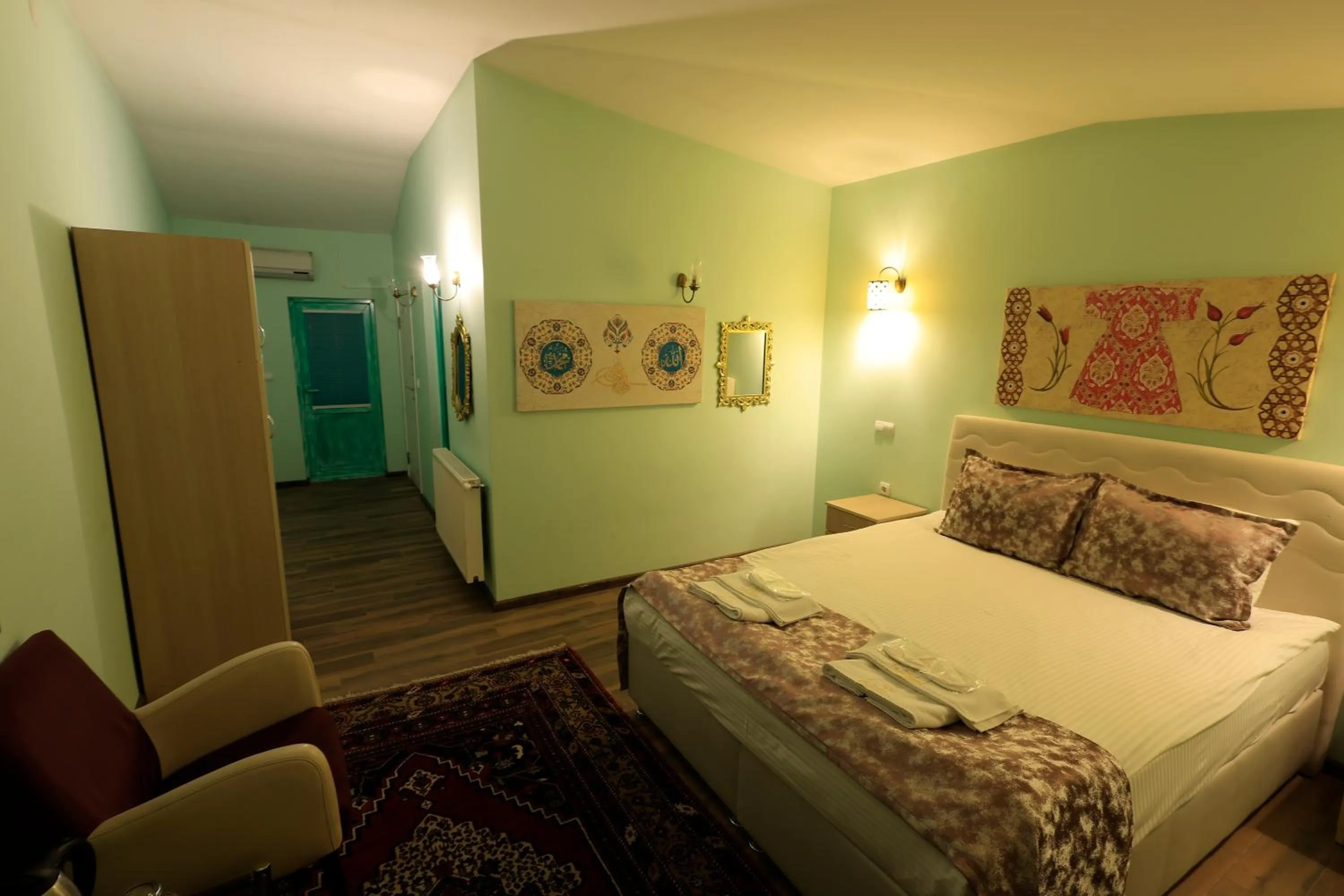 Photo of the whole room in KEMAL STONE HOUSE HOTEL.