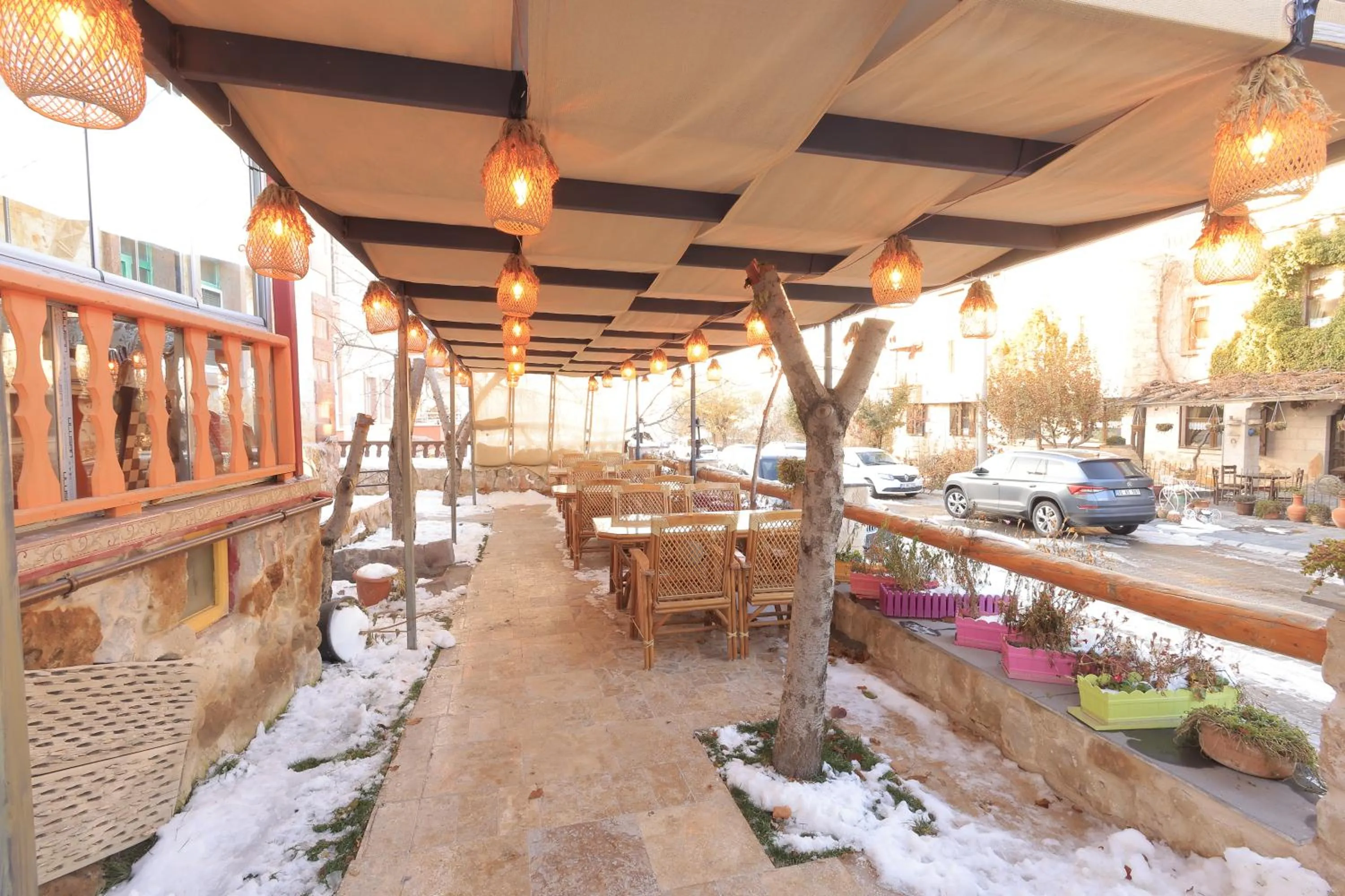 Banquet/Function facilities in KEMAL STONE HOUSE HOTEL.