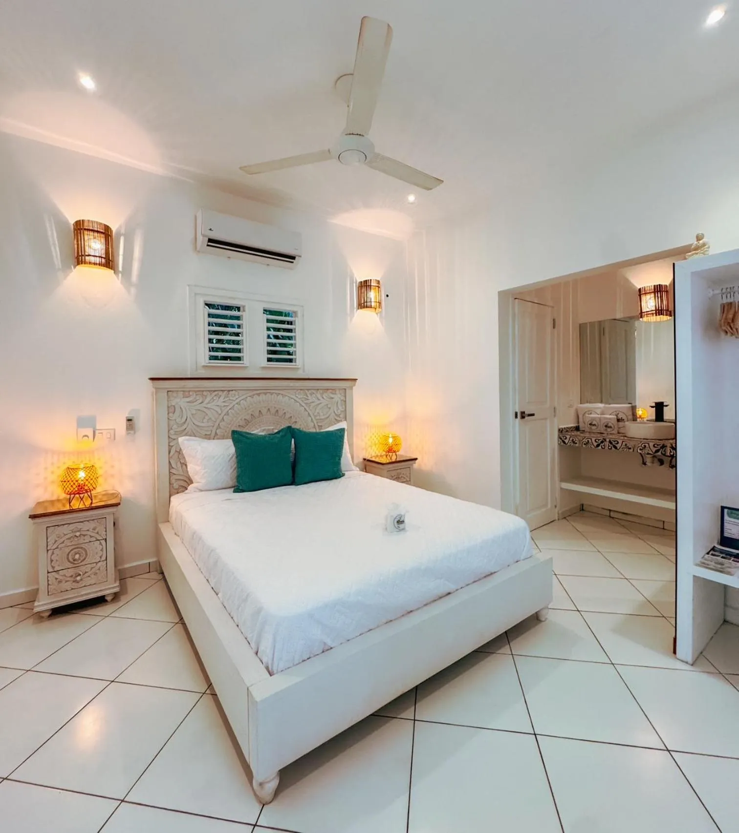 Bed in El Mosquito Boutique Hotel Playa Bonita