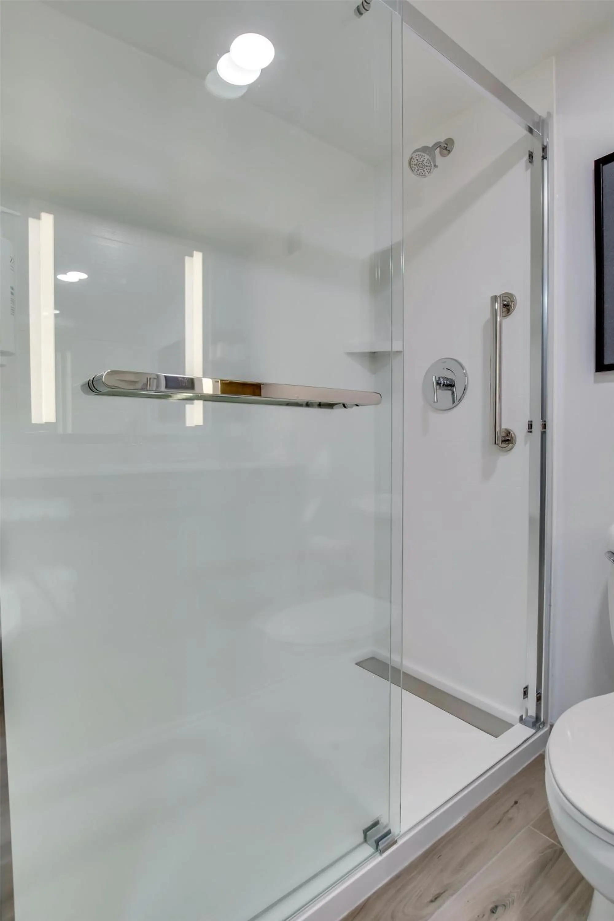 Bathroom in Hilton Garden Inn Louisville Airport