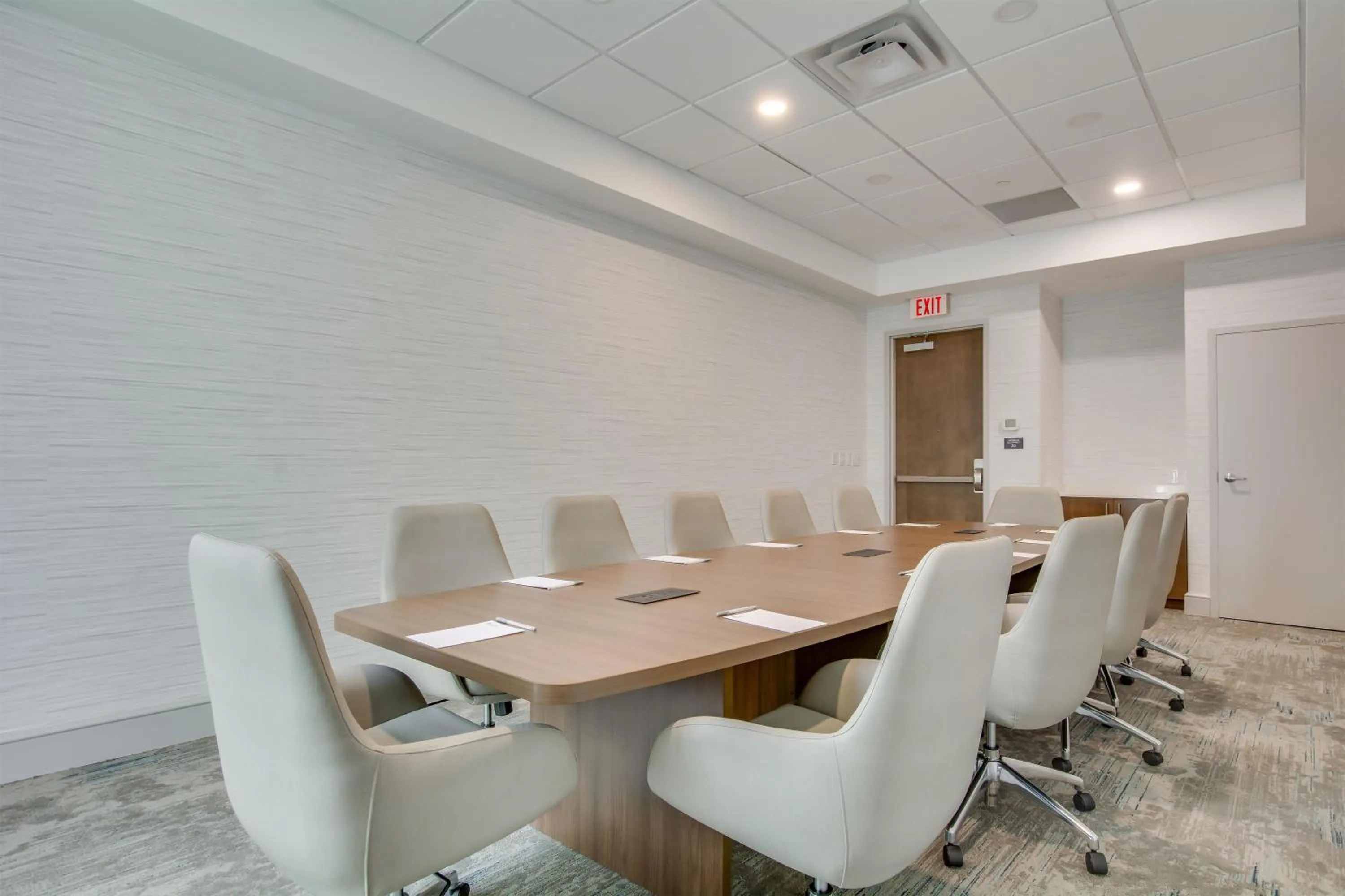 Meeting/conference room in Hilton Garden Inn Louisville Airport