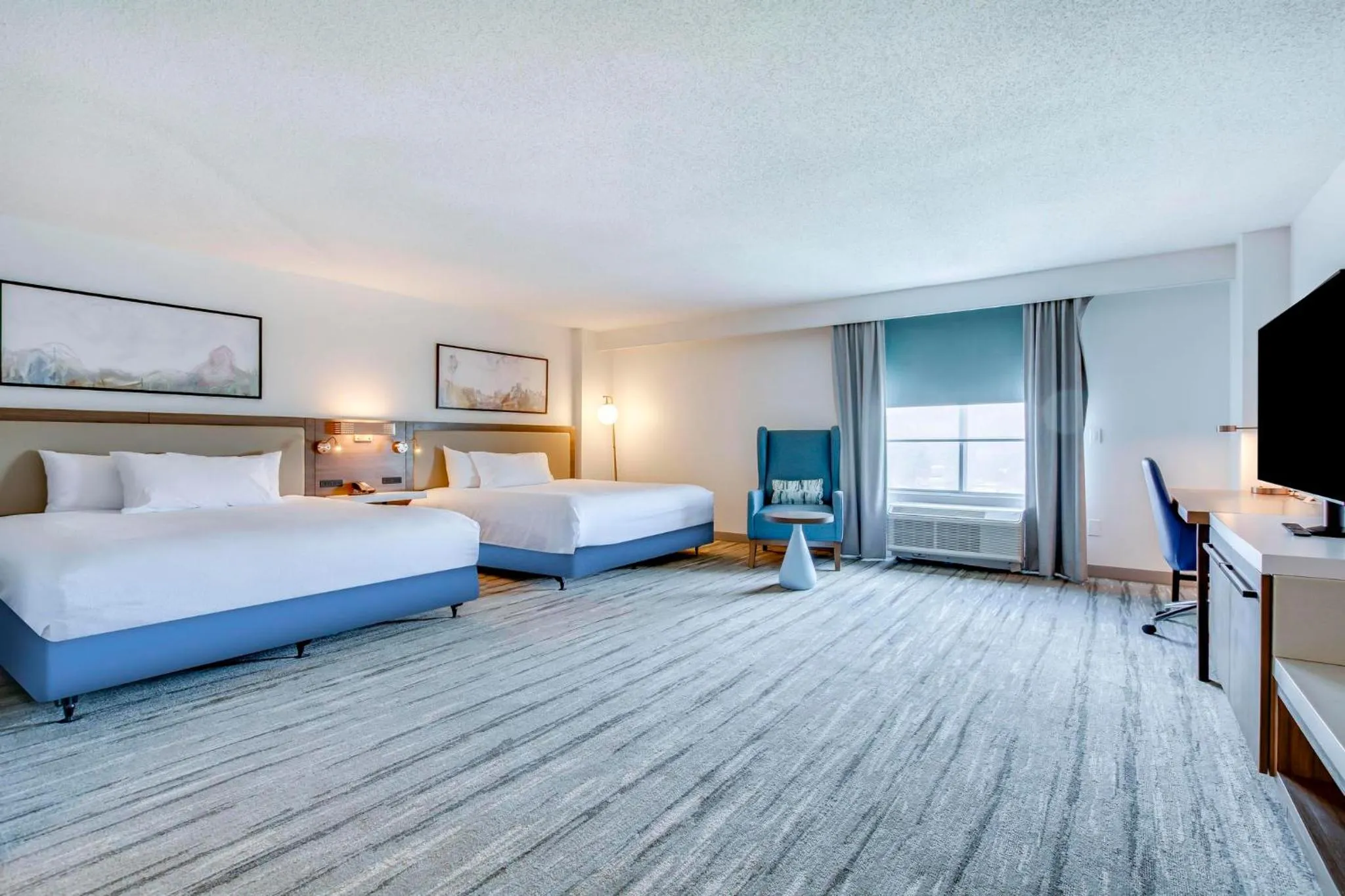 Bedroom, Bed in Hilton Garden Inn Louisville Airport