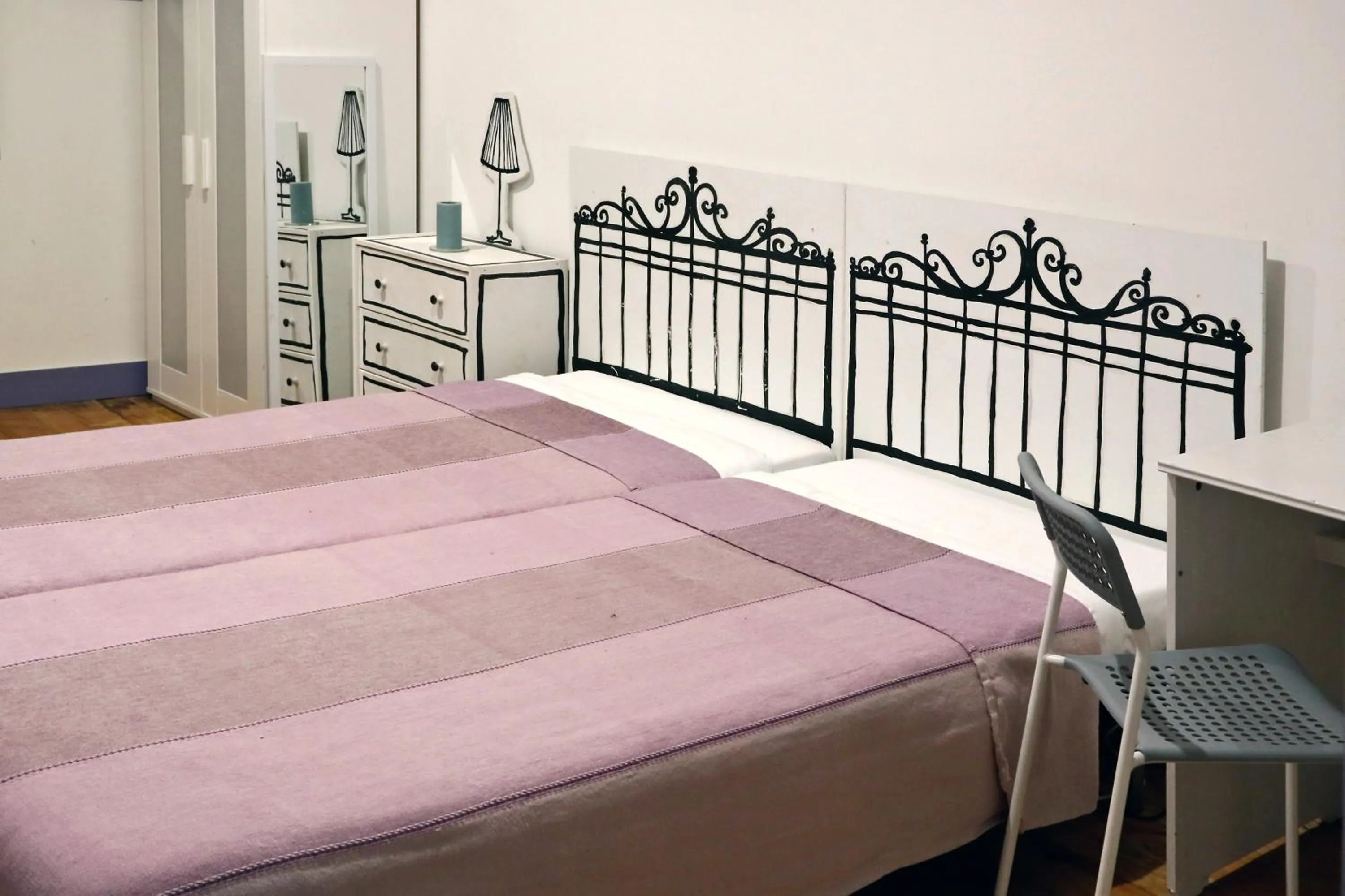 Bedroom, Bed in My Hostel