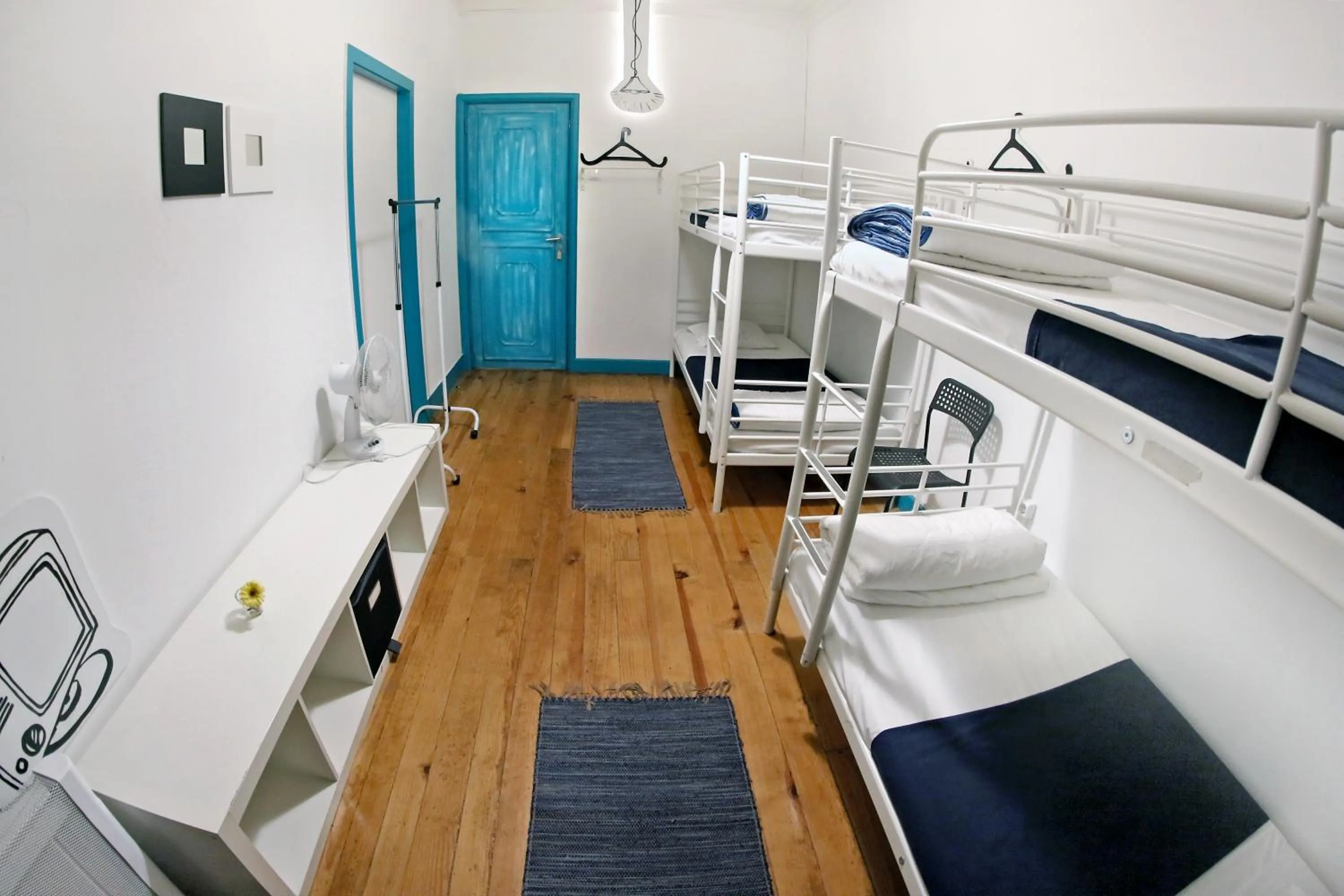 bunk bed, Bed in My Hostel