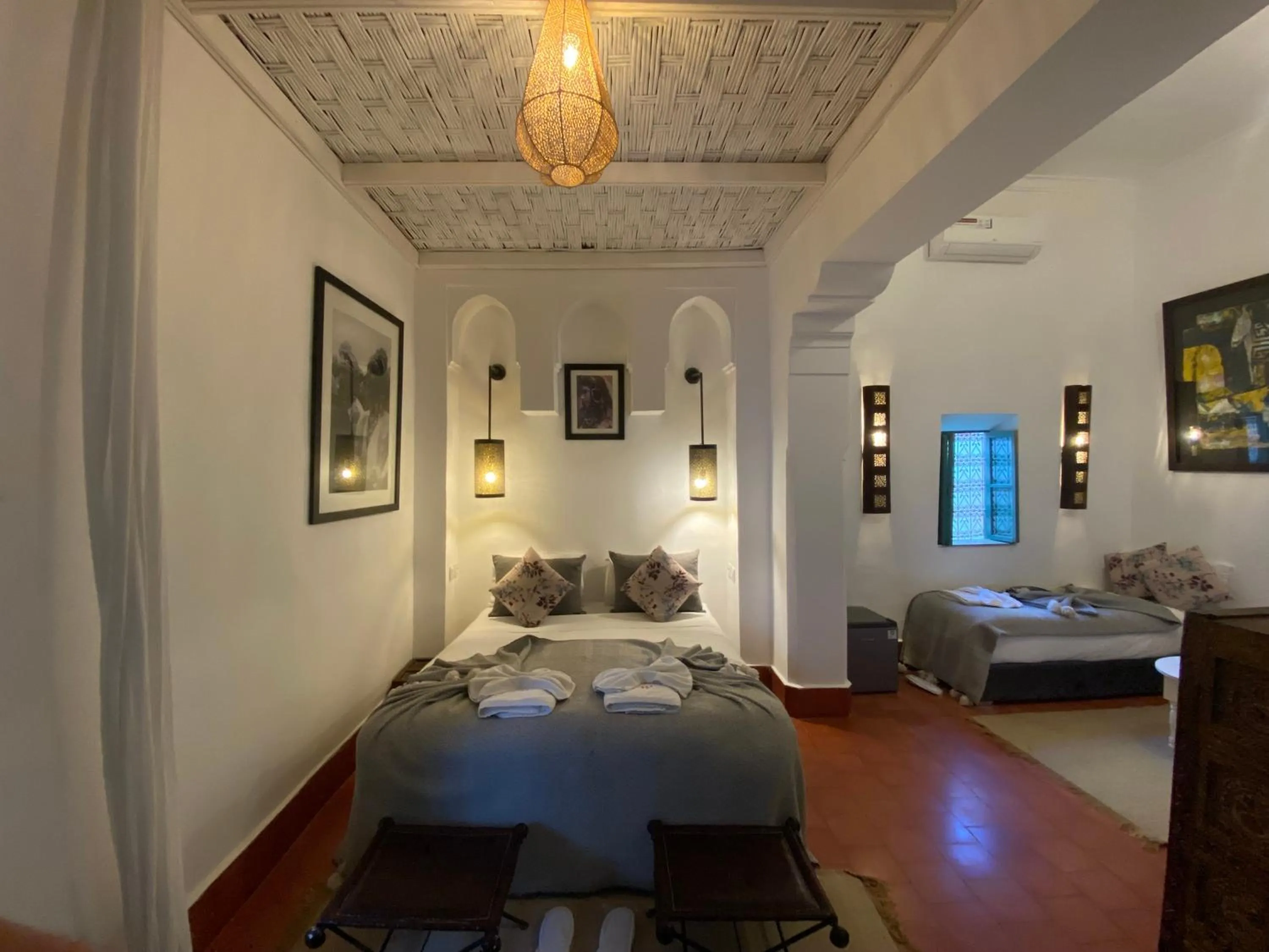 Family, Bed in Riad Swaka