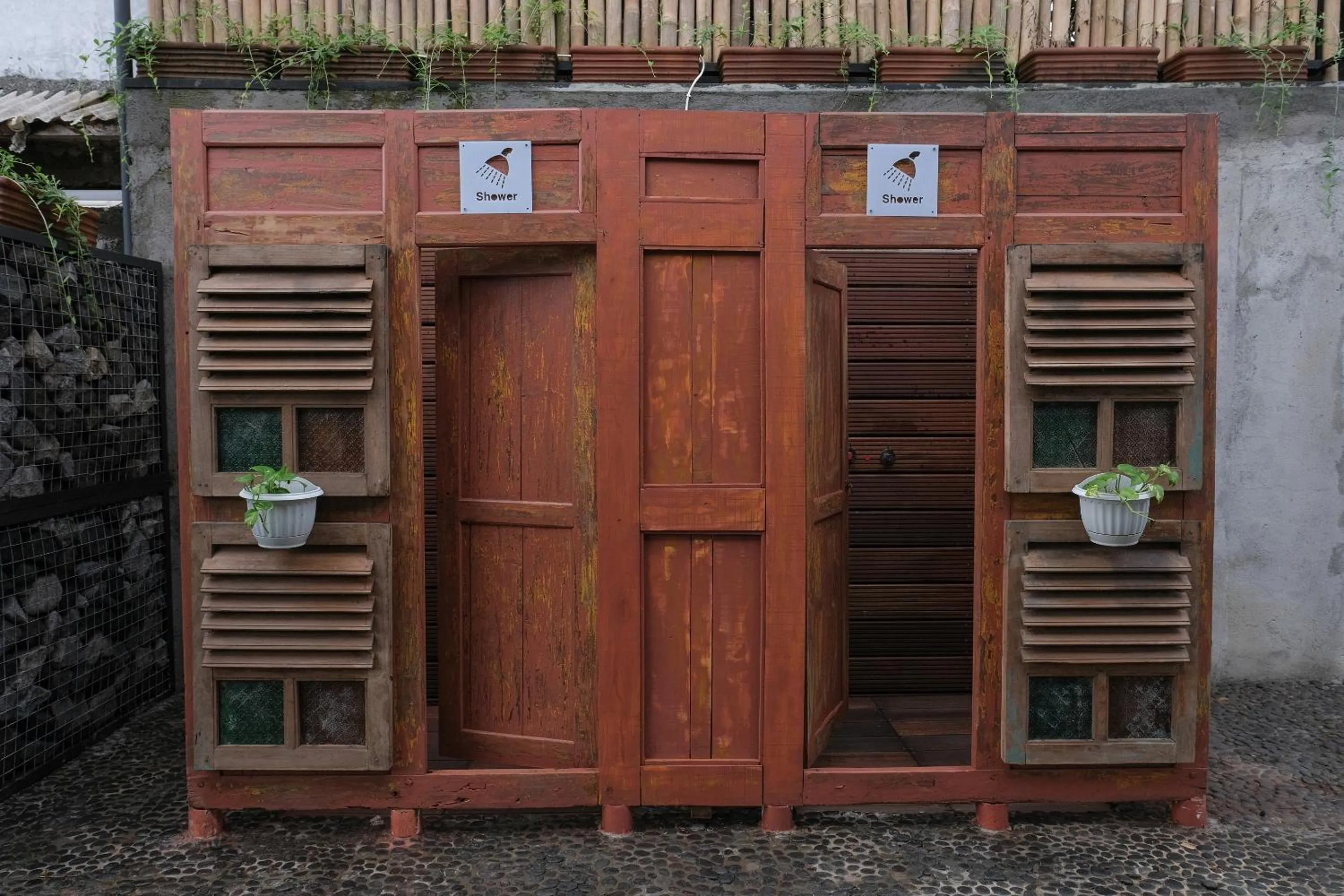 Property building in Kampung Lawasan Heritage Cottage