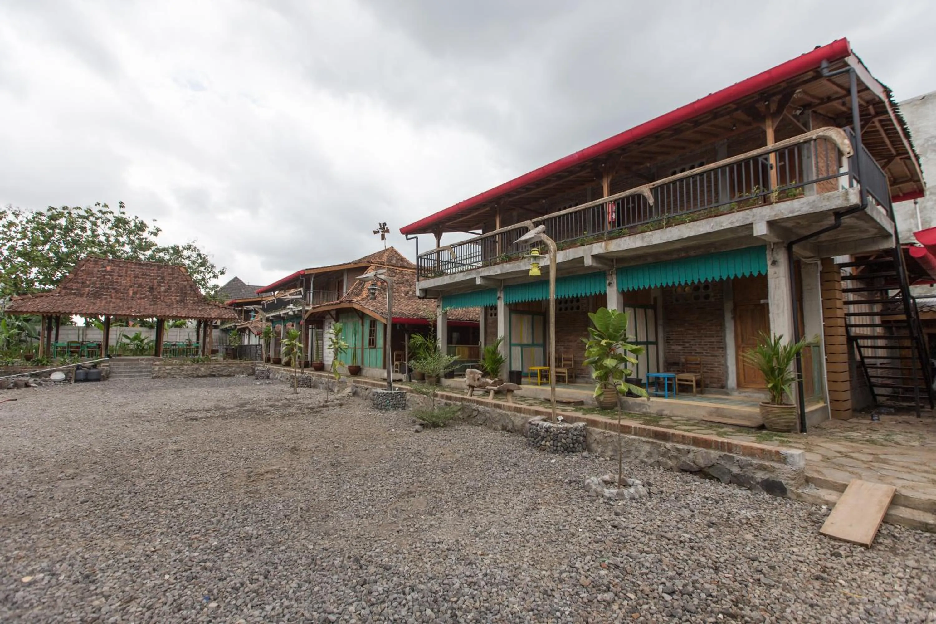 Property building in Kampung Lawasan Heritage Cottage