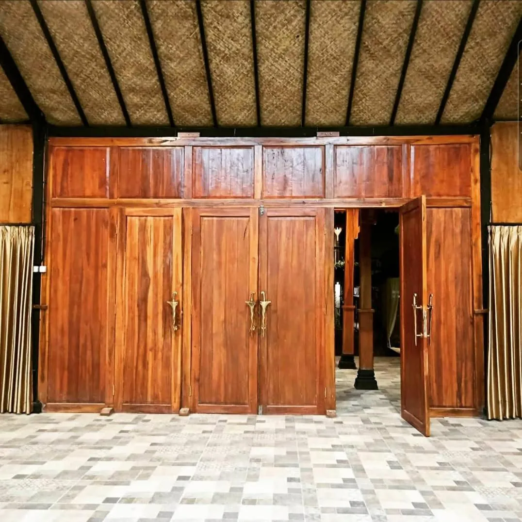 Meeting/conference room in Kampung Lawasan Heritage Cottage