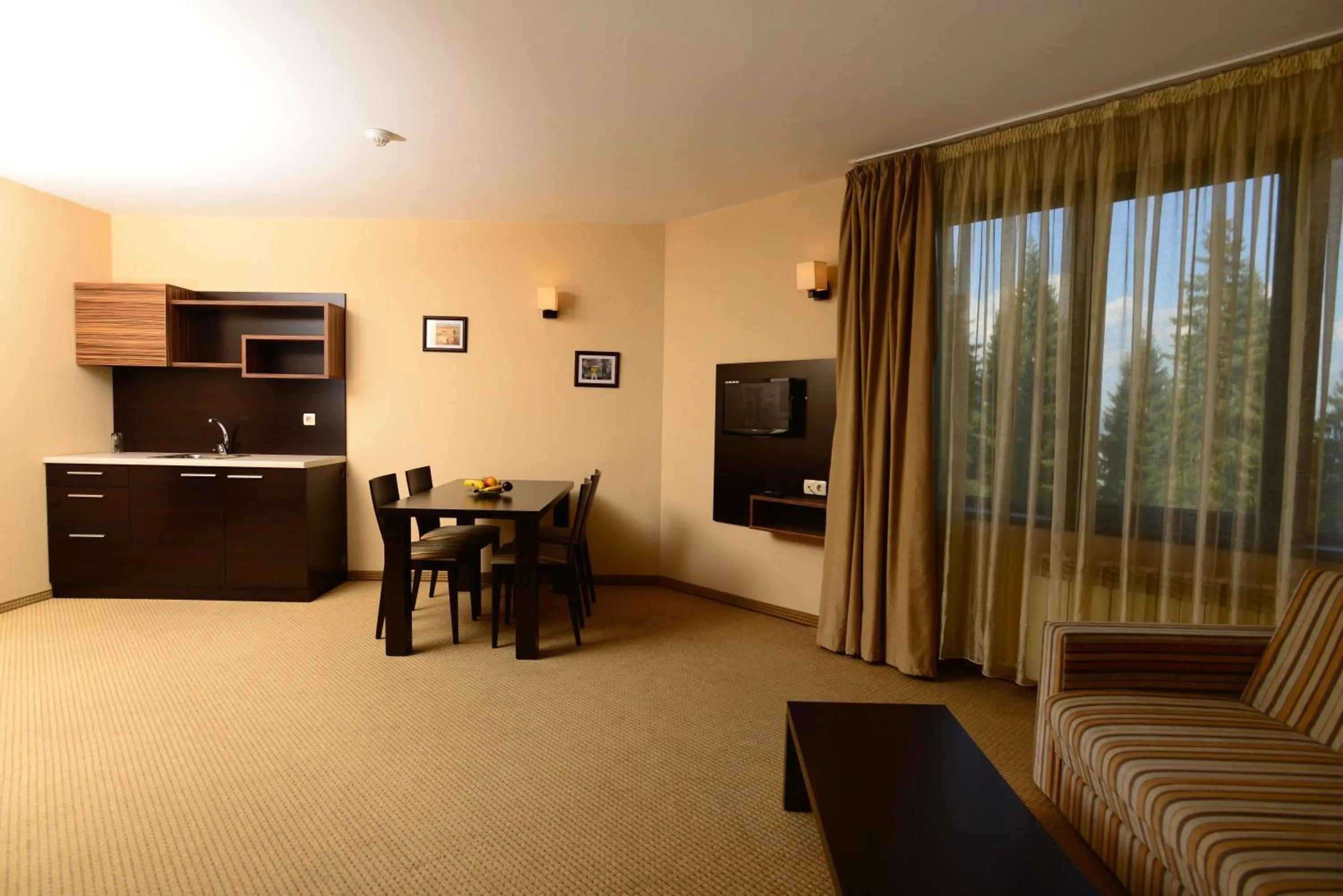 Living room in Hotel Mursalitsa by HMG - Half board