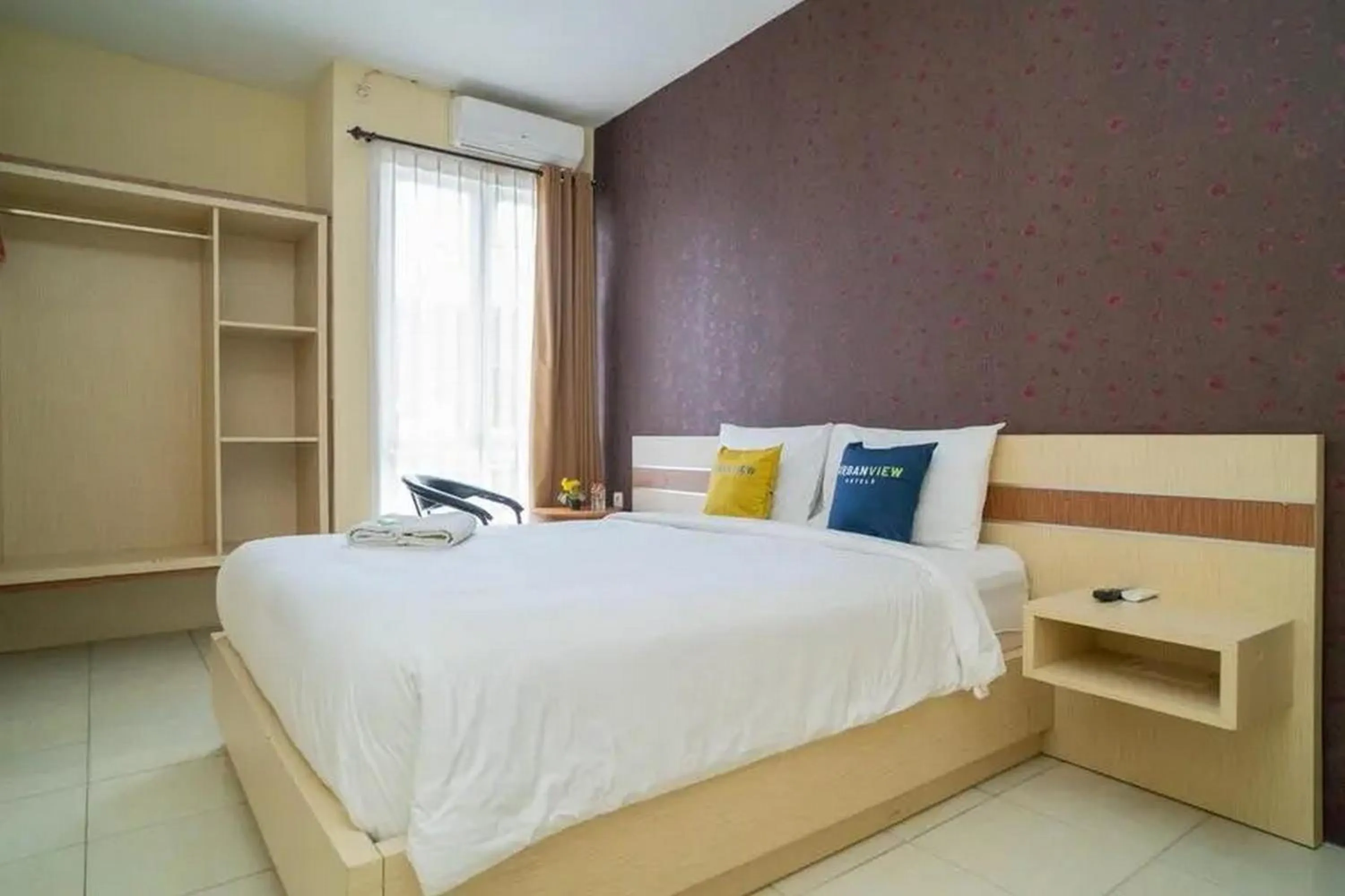 Bed in Urbanview Hotel Omah Anin Batu by RedDoorz