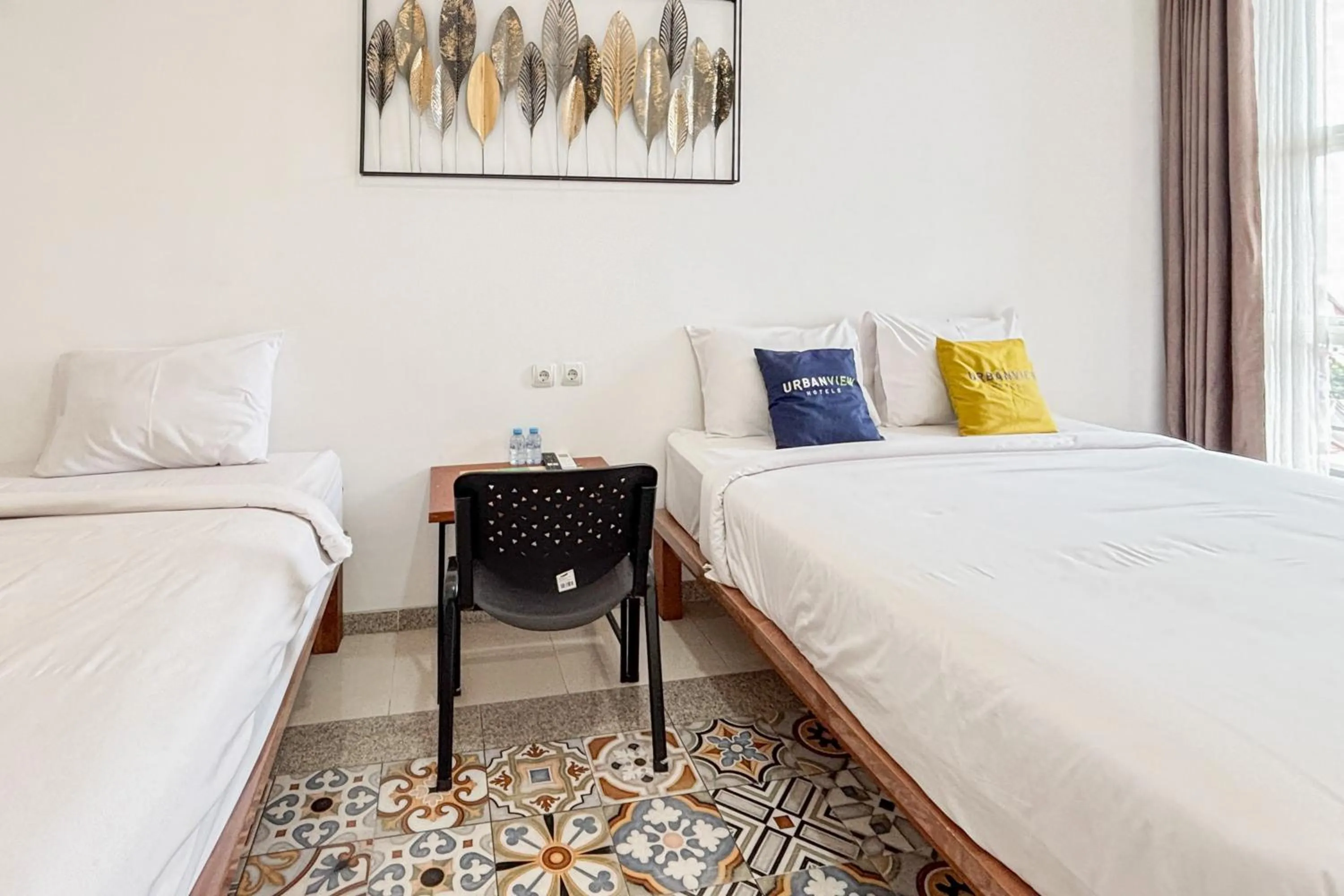 Bedroom, Bed in Urbanview Hotel Omah Anin Batu by RedDoorz