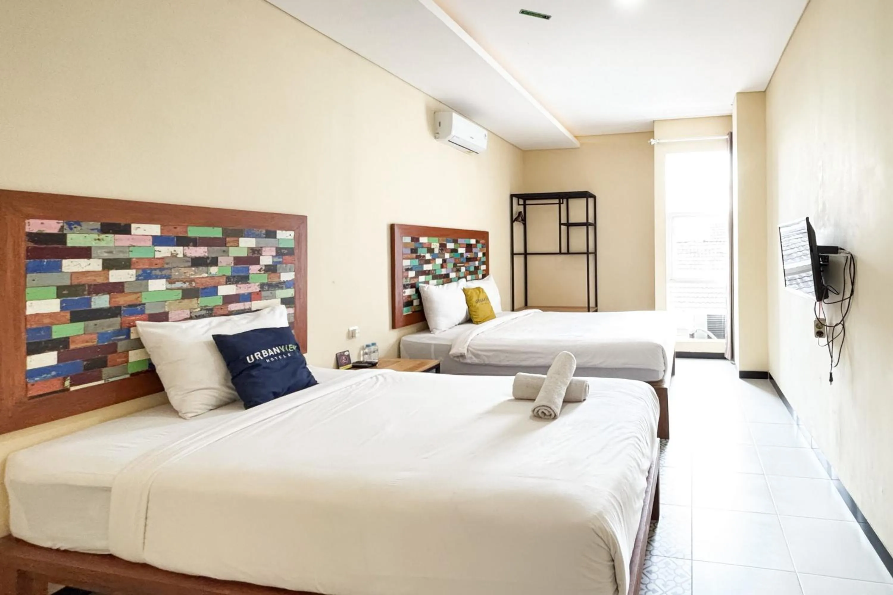 Bedroom, Bed in Urbanview Hotel Omah Anin Batu by RedDoorz