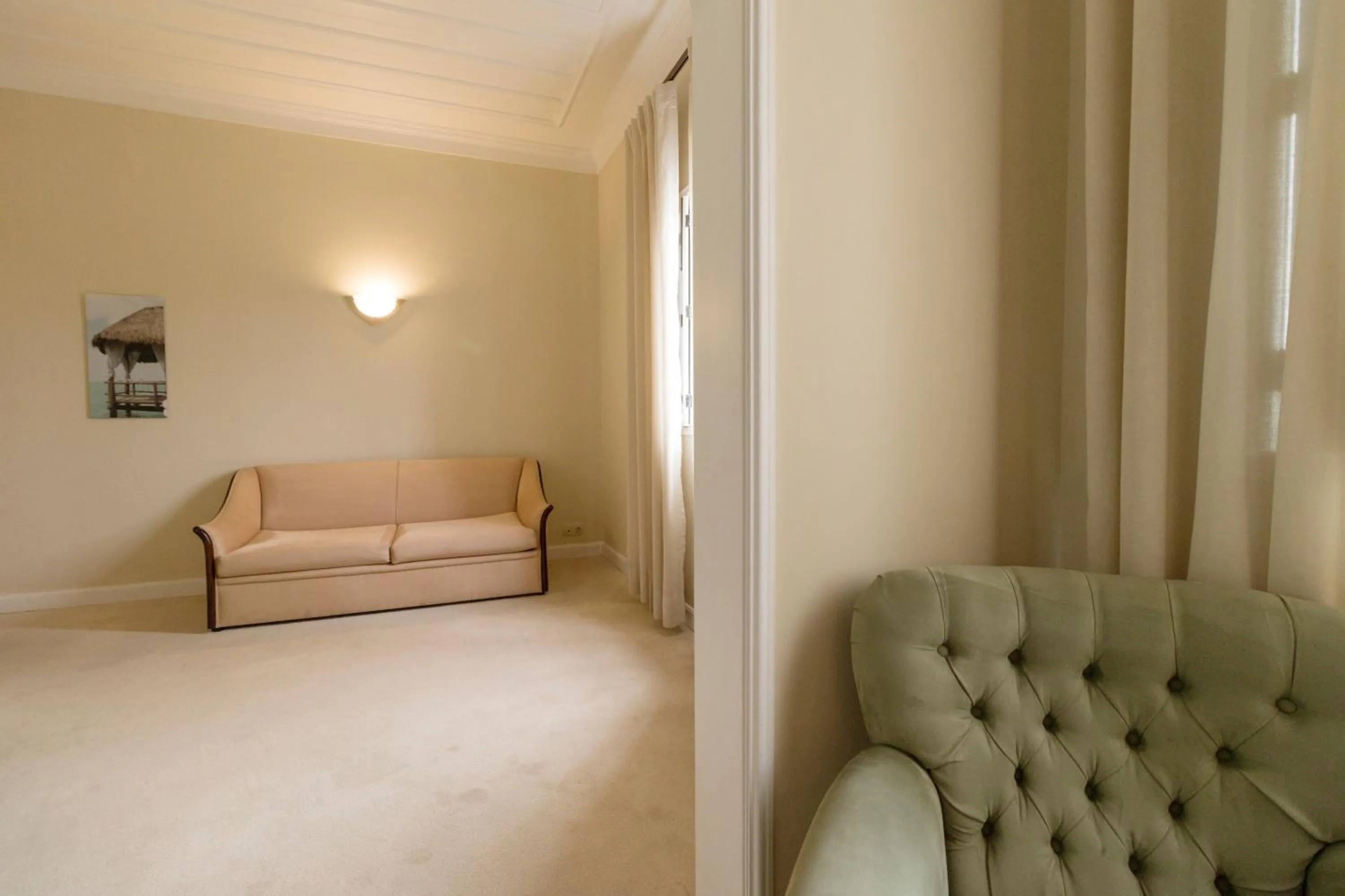 Seating area in Hotel Joao Padeiro