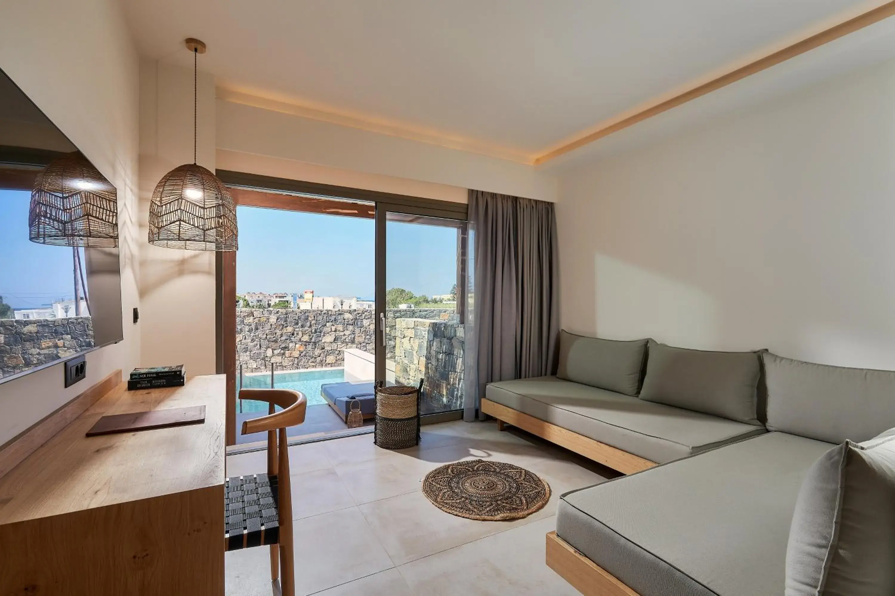 Maisonette with Private Pool in Sentido Amounda Bay Maisonette with Private Pool in Sentido Amounda Bay