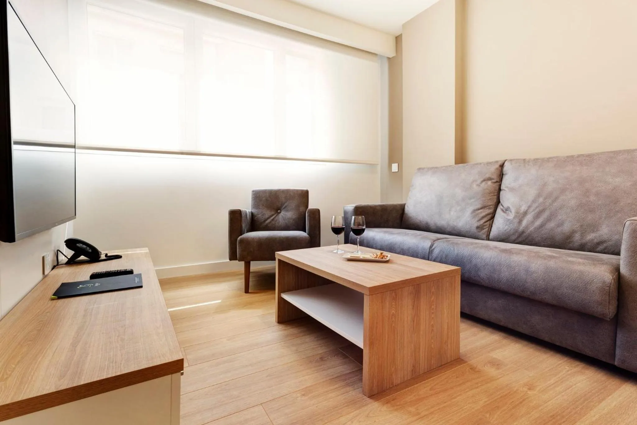 Food and drinks in Sercotel Logroño Suites