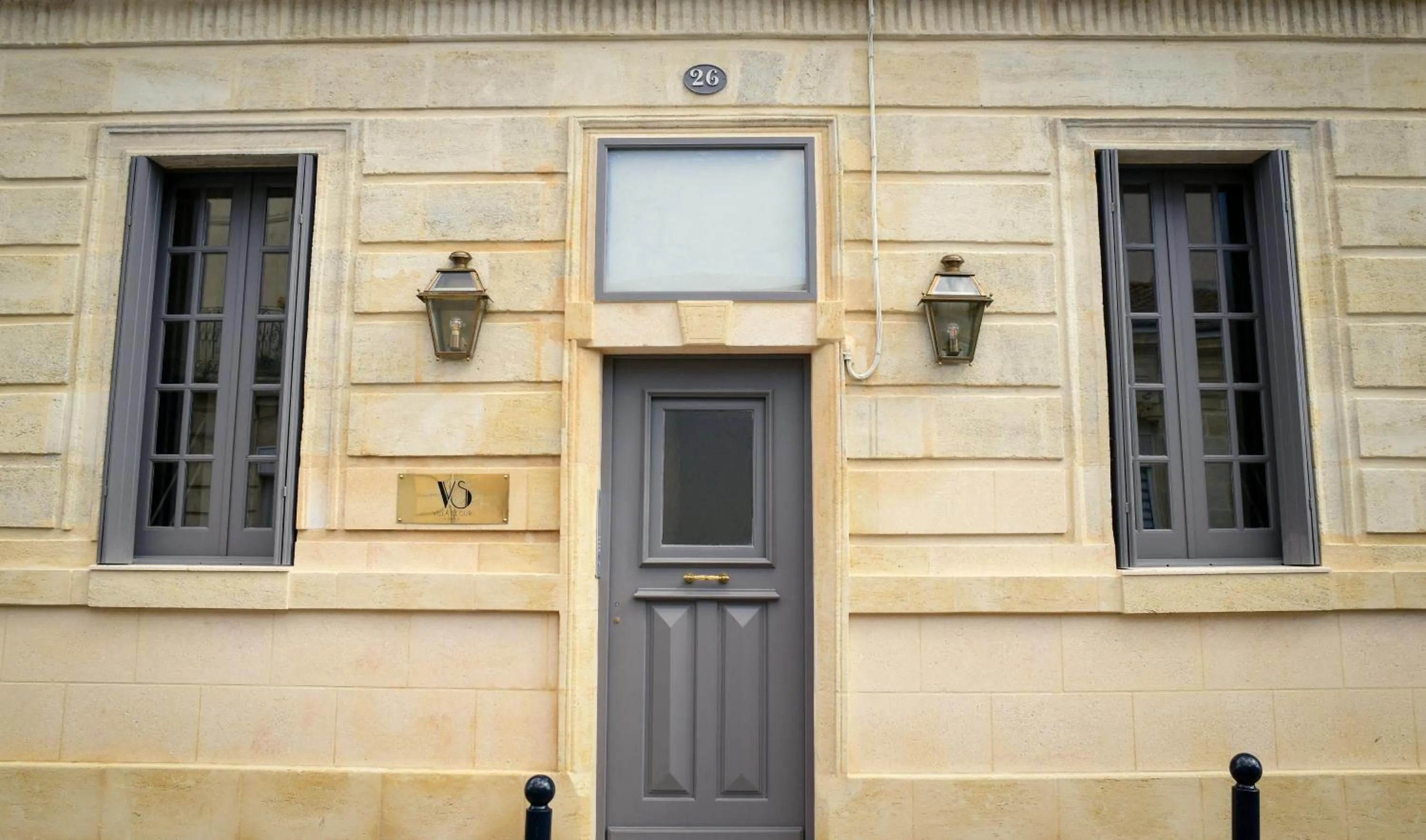 Property building in Villa Segur